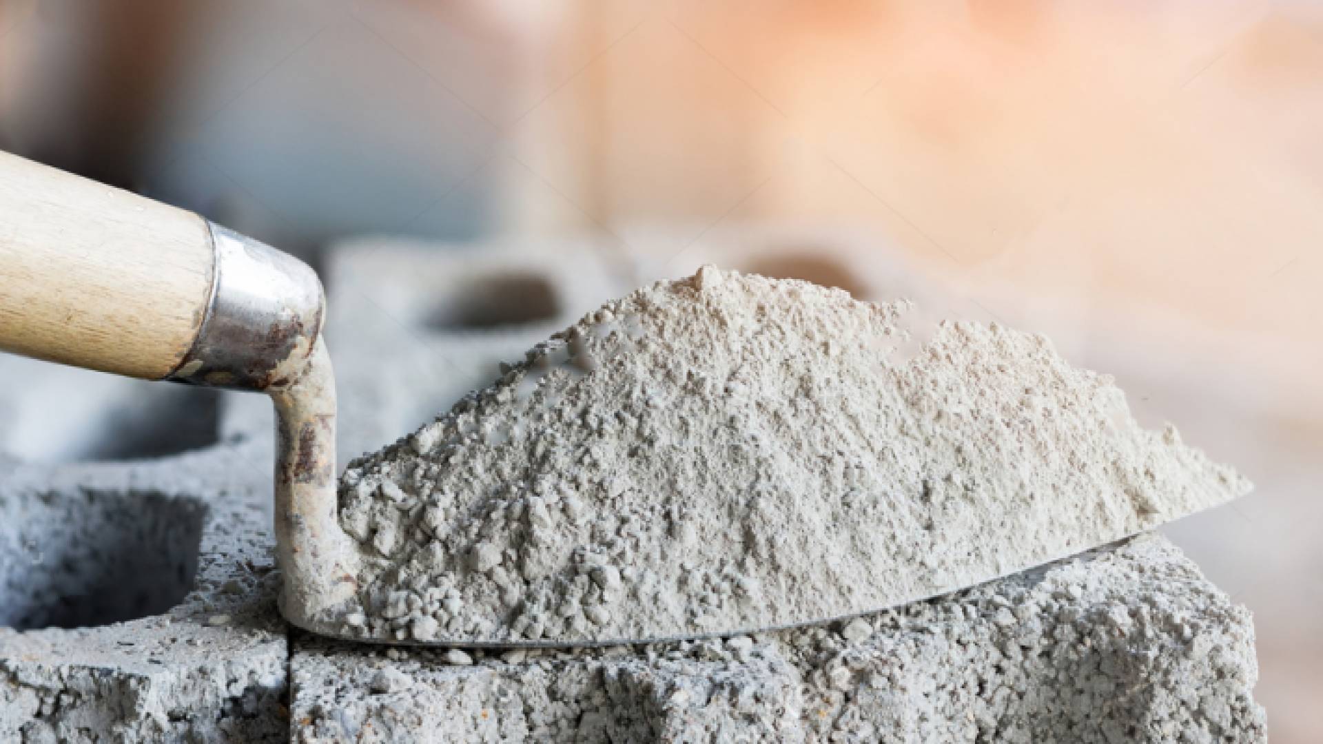 مادة الأسمنت الأسود