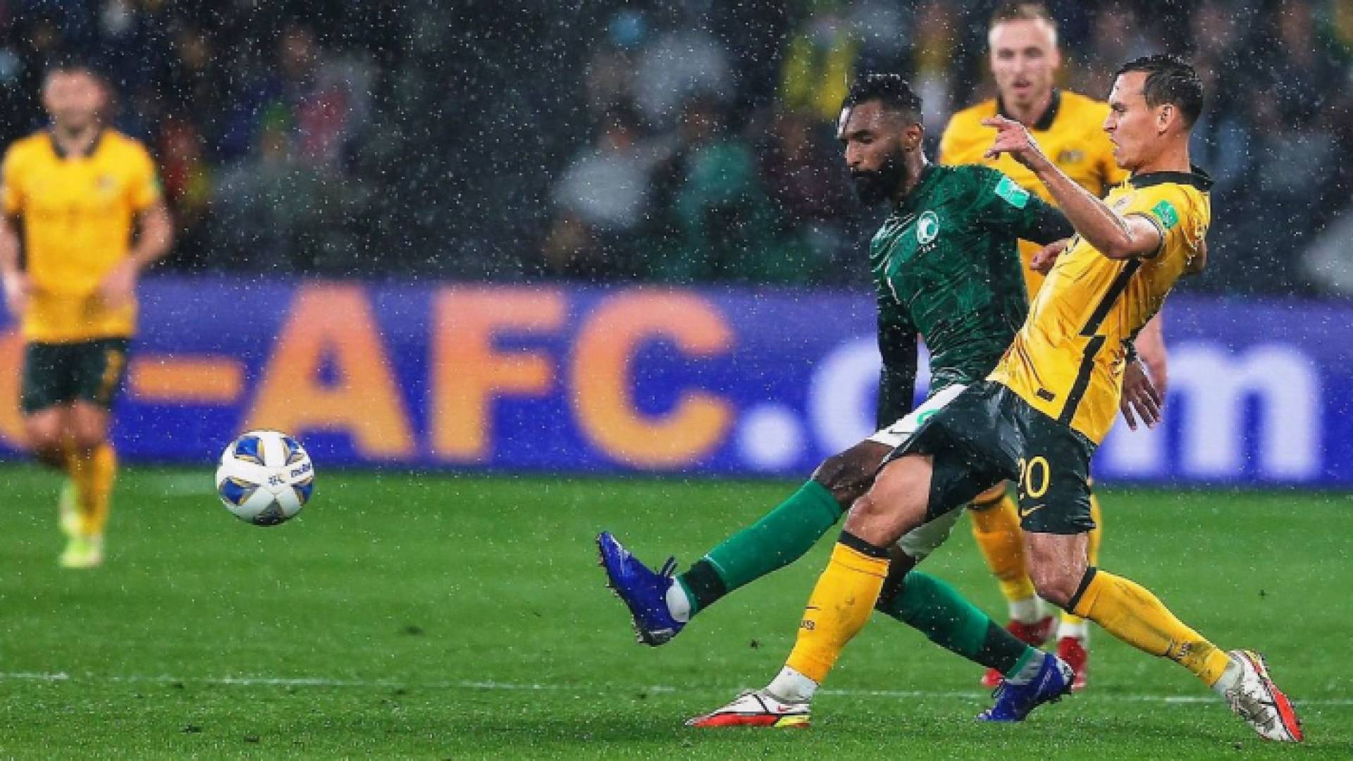 المنتخب السعودي بالزي الأخضر