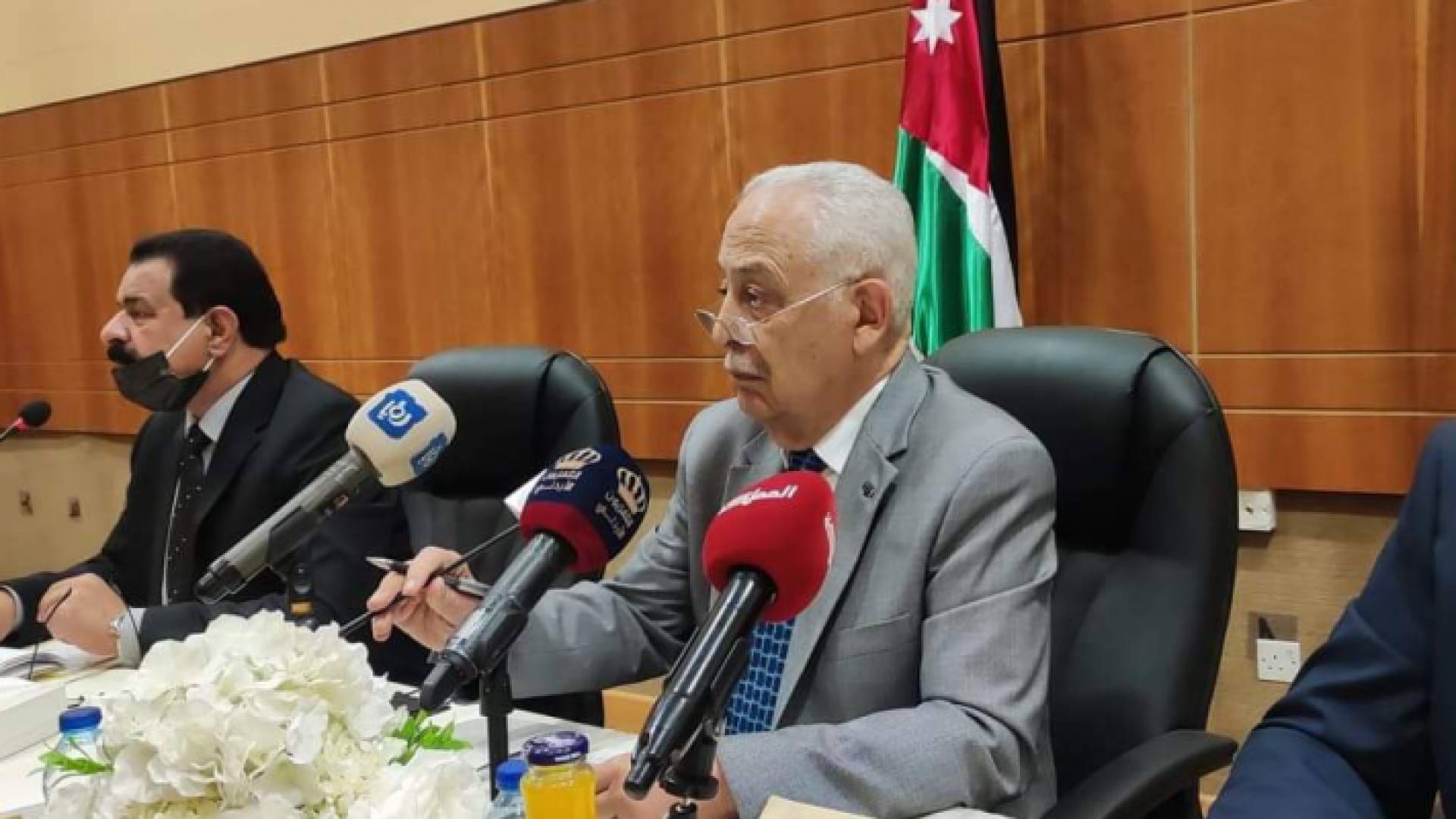 رئيس الديوان الملكي الهاشمي يوسف العيسوي