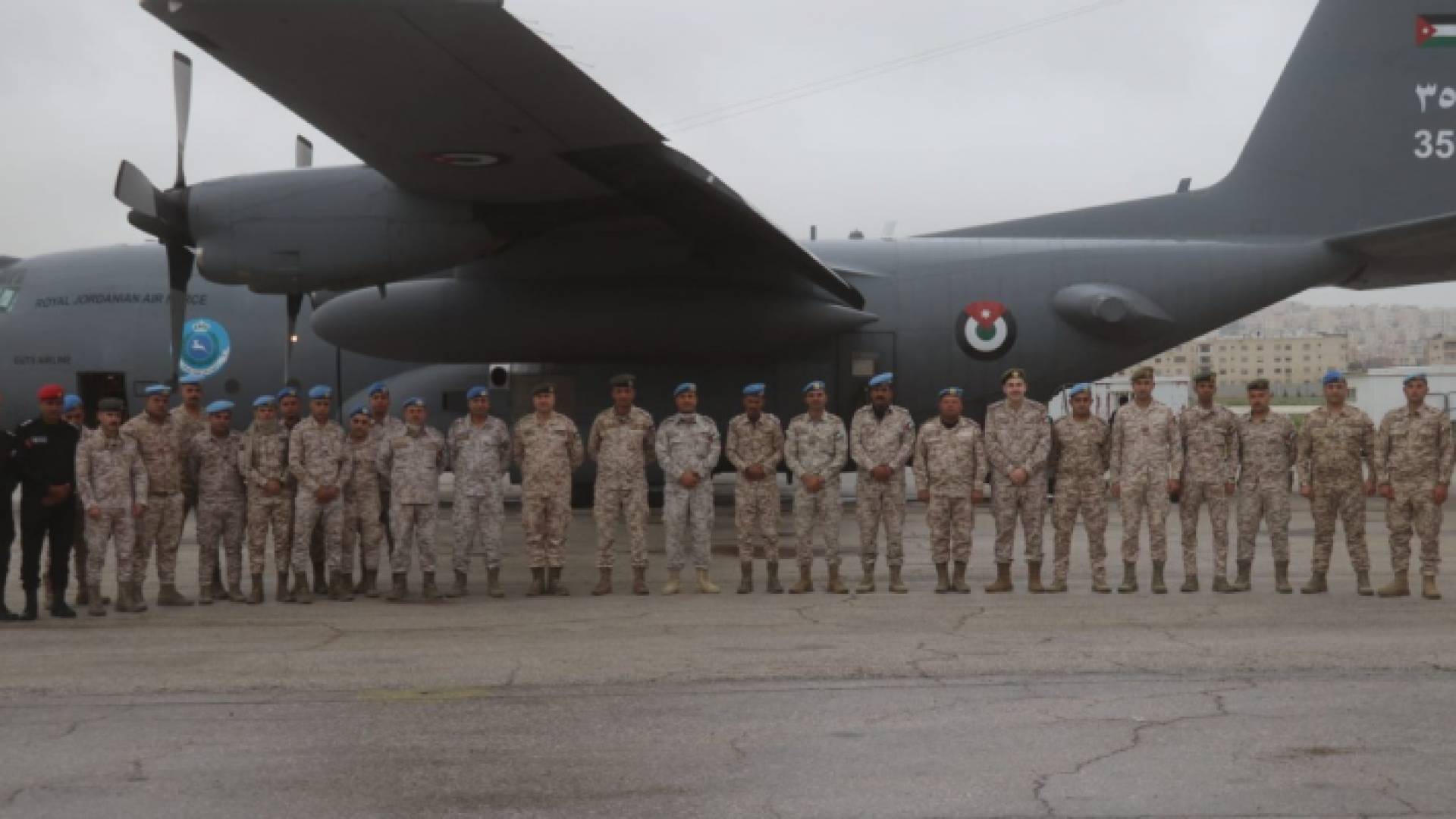 القوة الأردنية المشاركة في تمرين "سحاب"