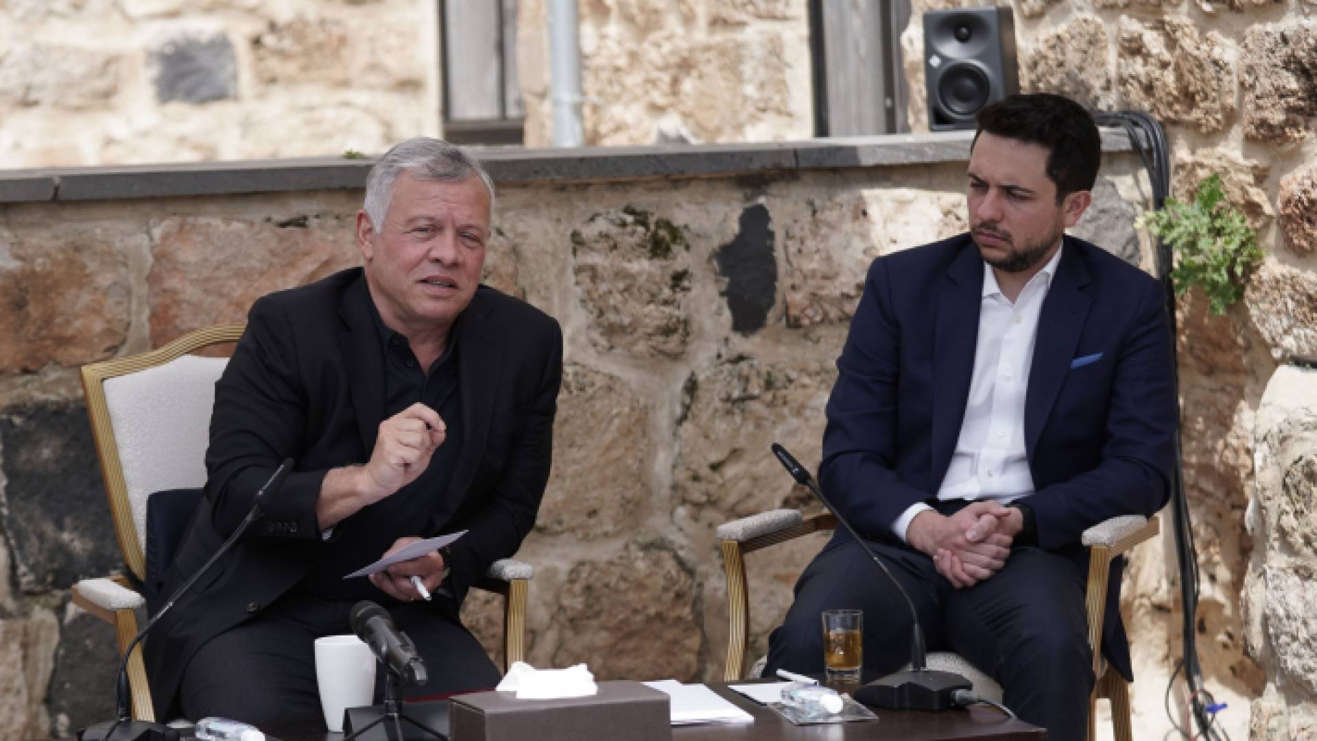 جلالة الملك عبدالله الثاني وولي العهد الأمير الحسين