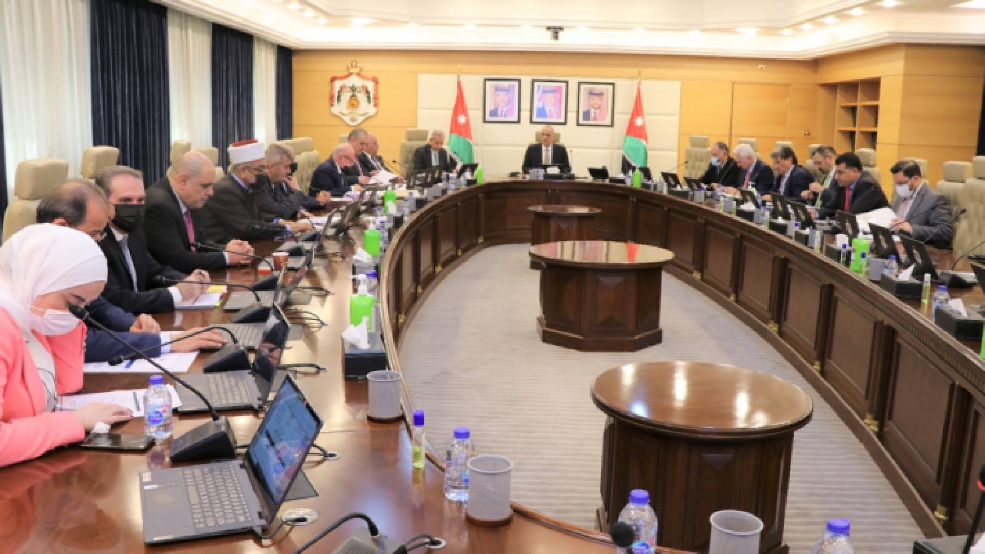 مجلس الوزراء