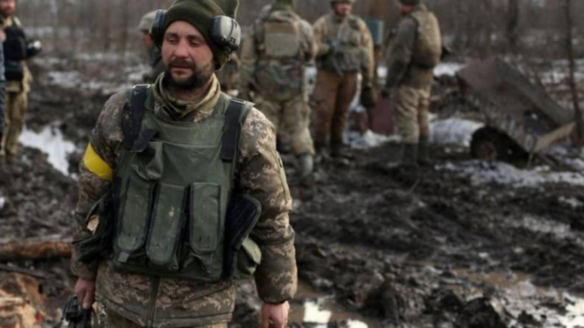 عنصر من القوات الأوكرانية