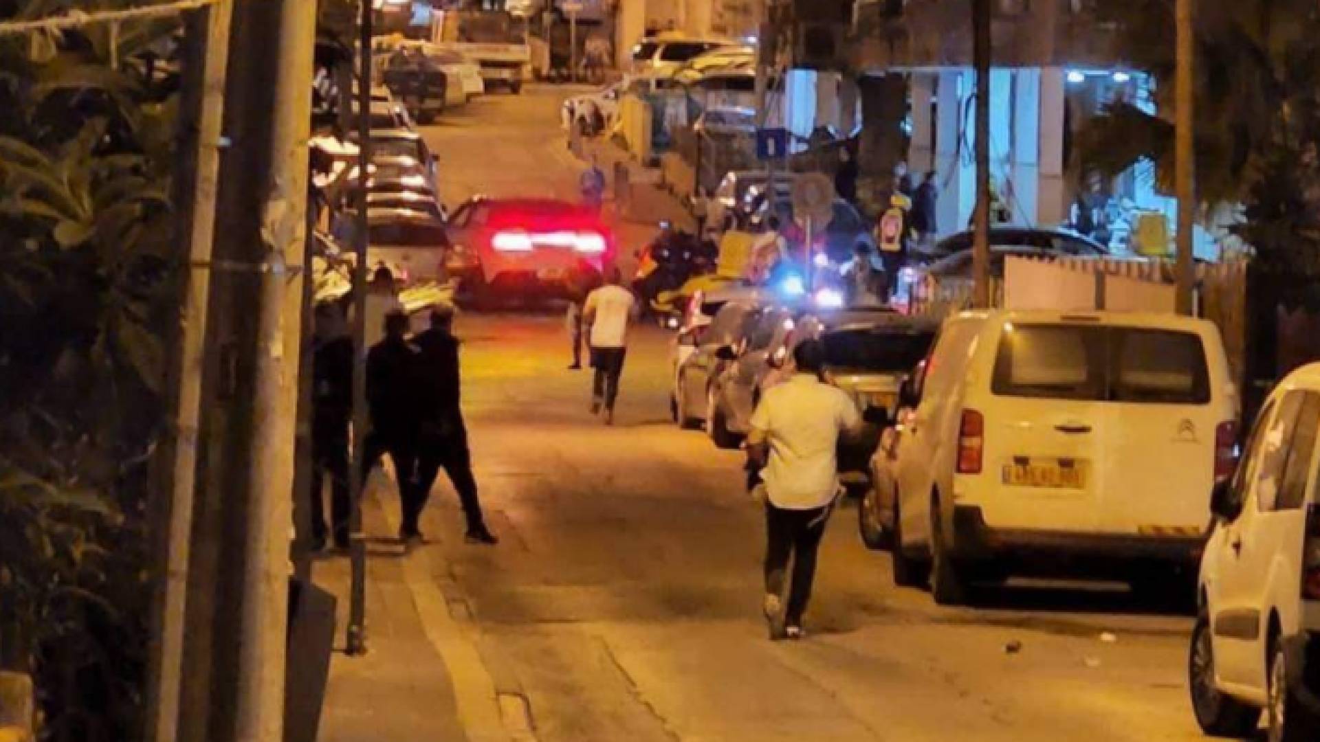 إعلام عبري: قتلى وجرحى في عمليات اطلاق نار بمحيط تل ابيب