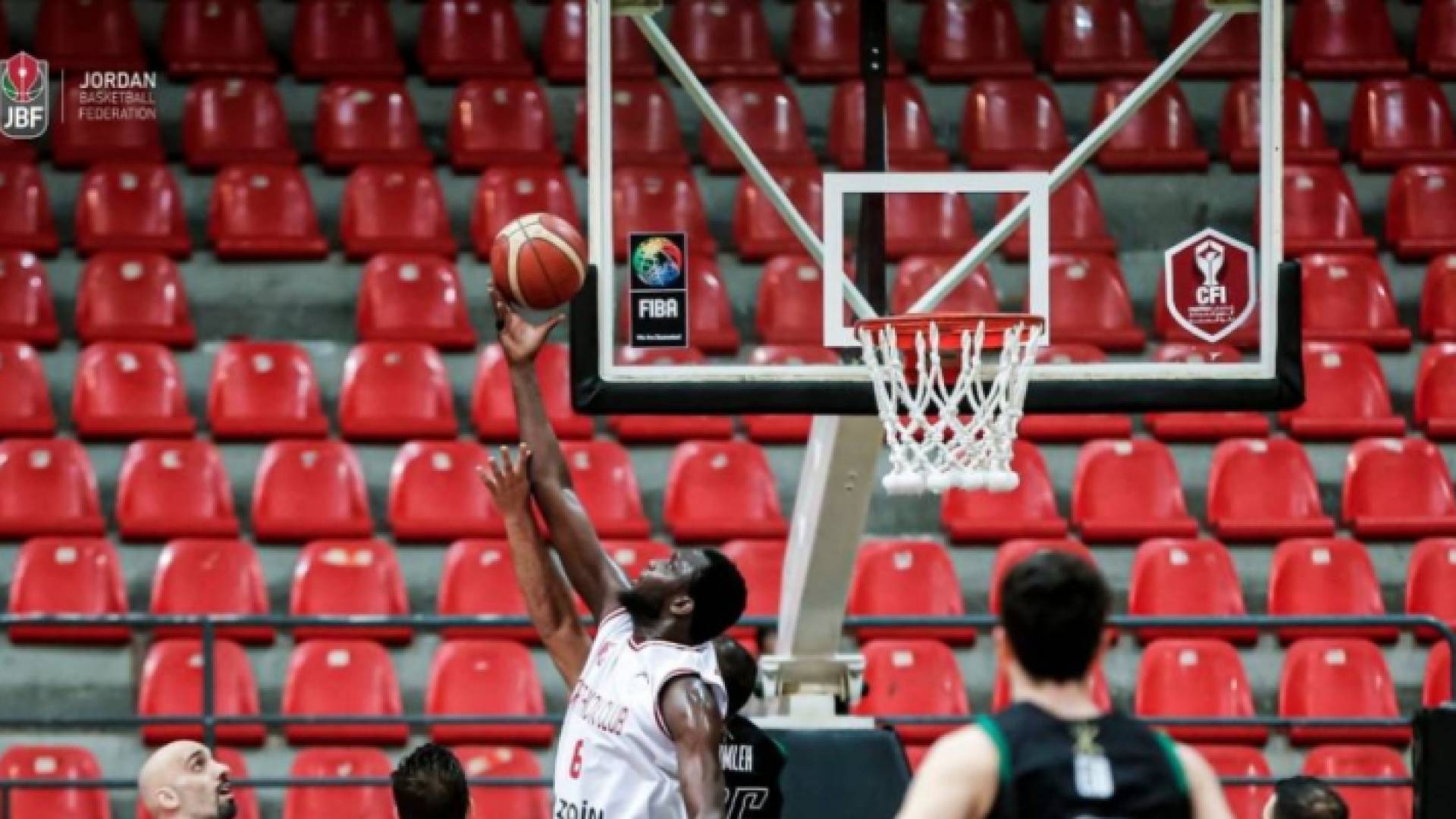 الأرثوذكسي يقترب من نهائي السلة بفوز جديد على الأهلي