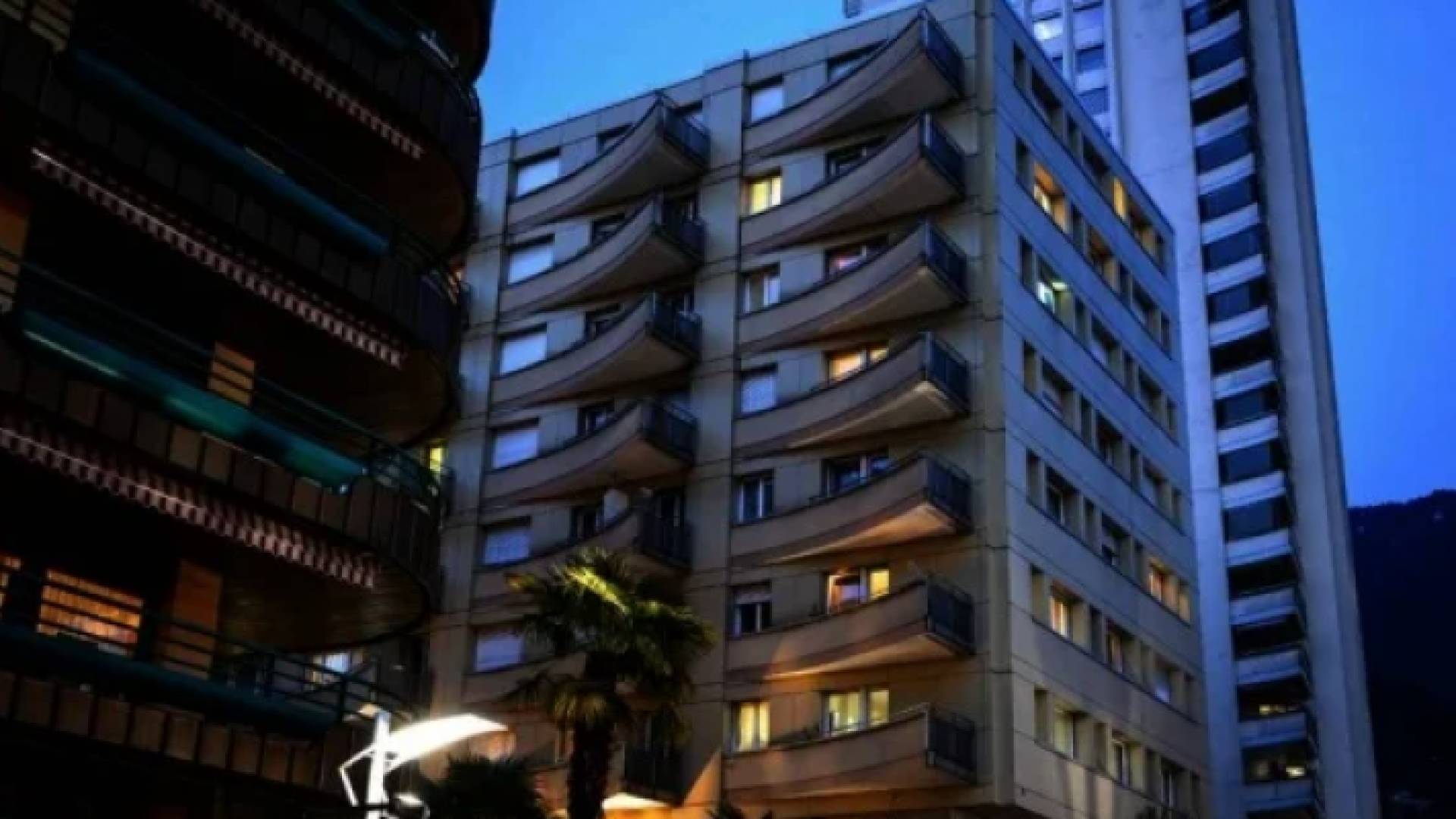 من مكان الحادثة