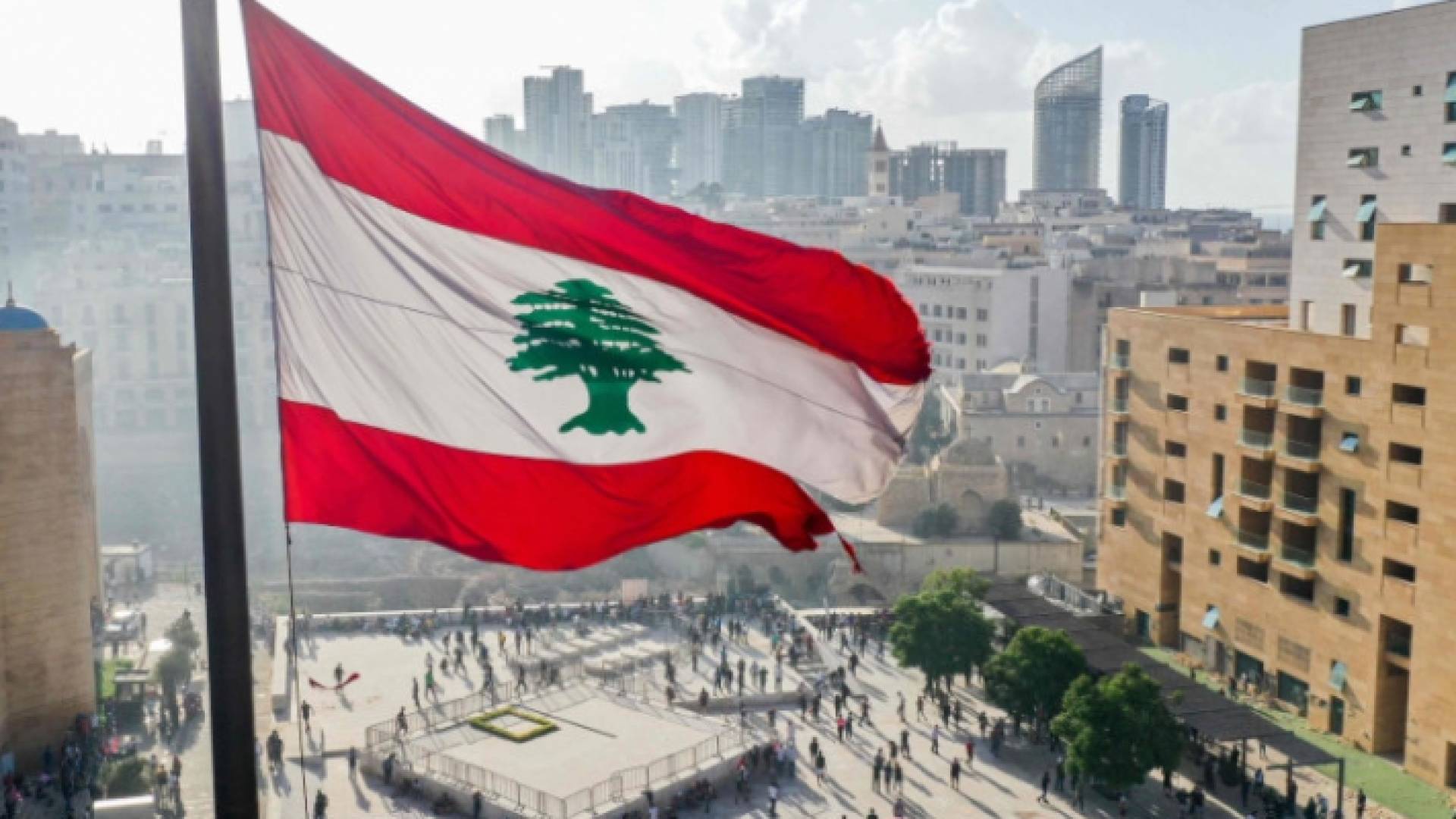 علم لبنان - ارشيفية