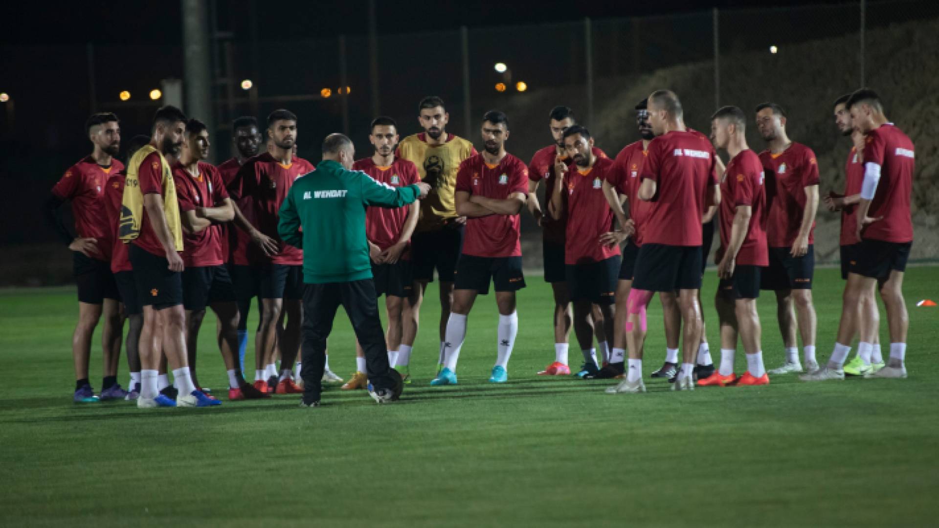 من تدريبات نادي الوحدات في مدينة الدمام السعودية