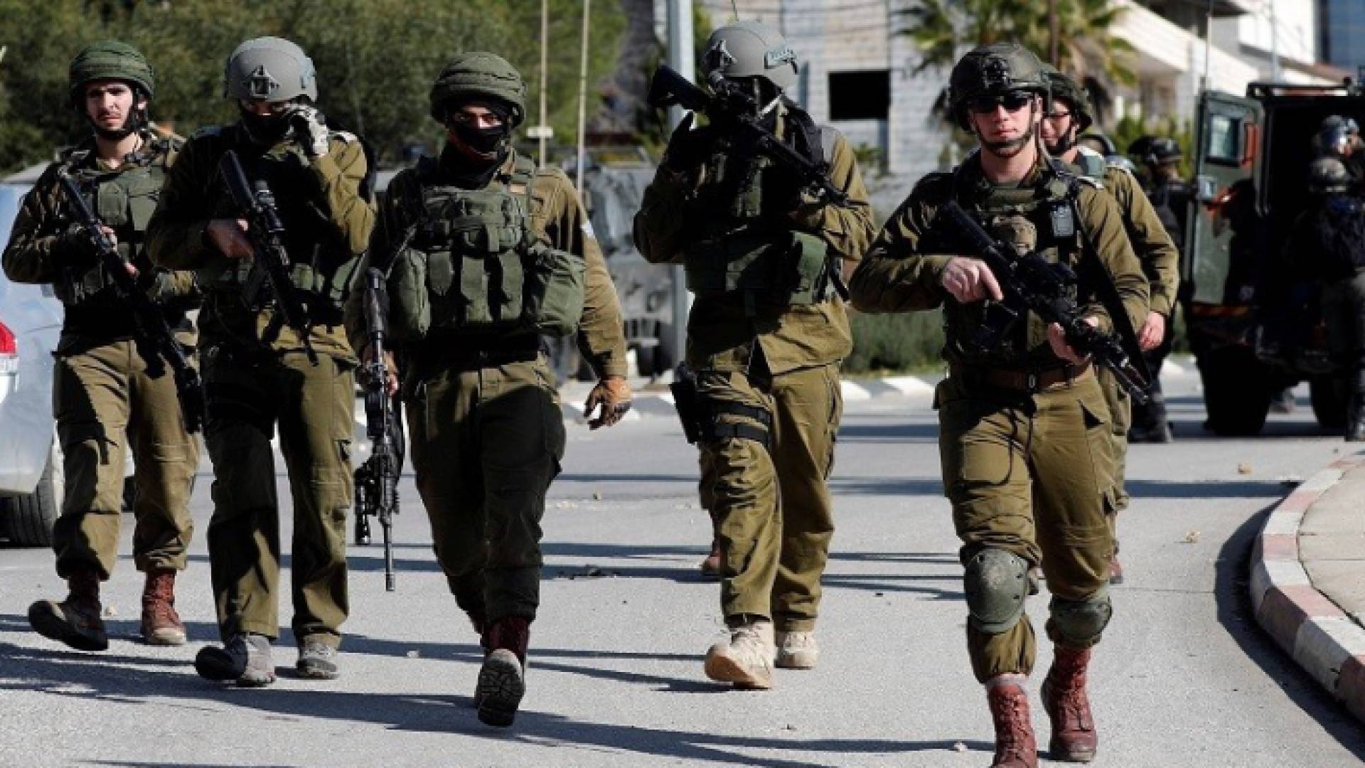 إعطاء الحرية الكاملة لقوات الأمن الإسرائيلية للتحرك بعد هجوم تل أبيب