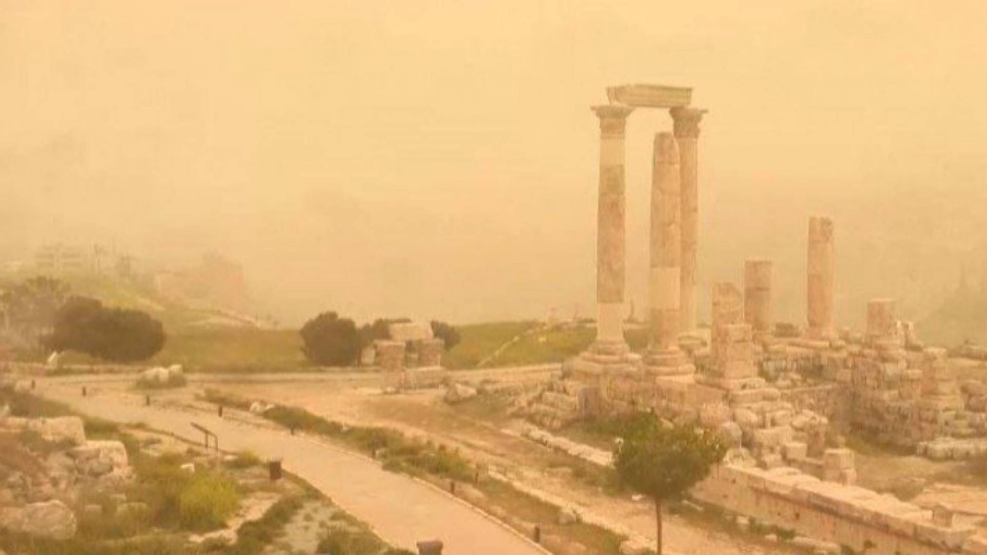 أجواء مغبرة ومعتدلة إلى حارة في جميع مناطق الأردن