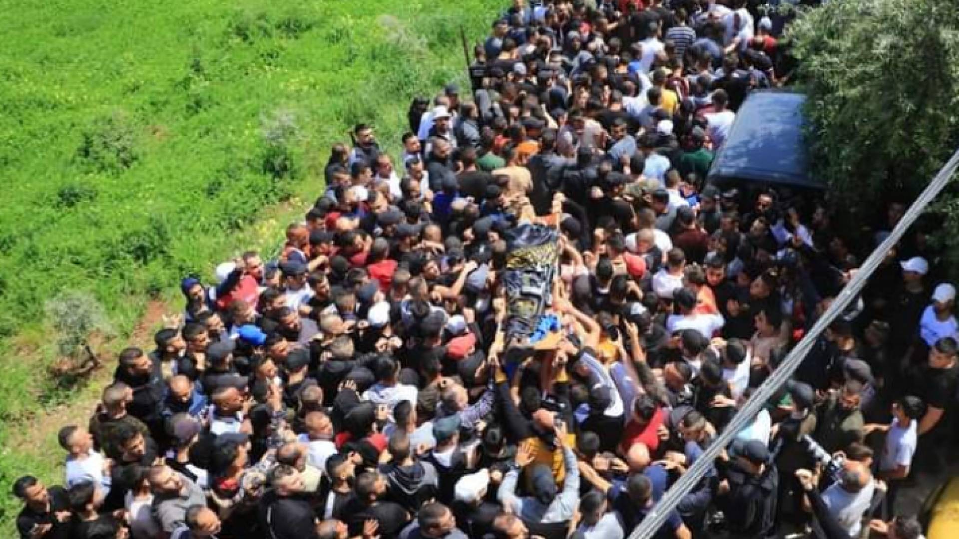 جانب من تشييع الشهيد أحمد السعدي