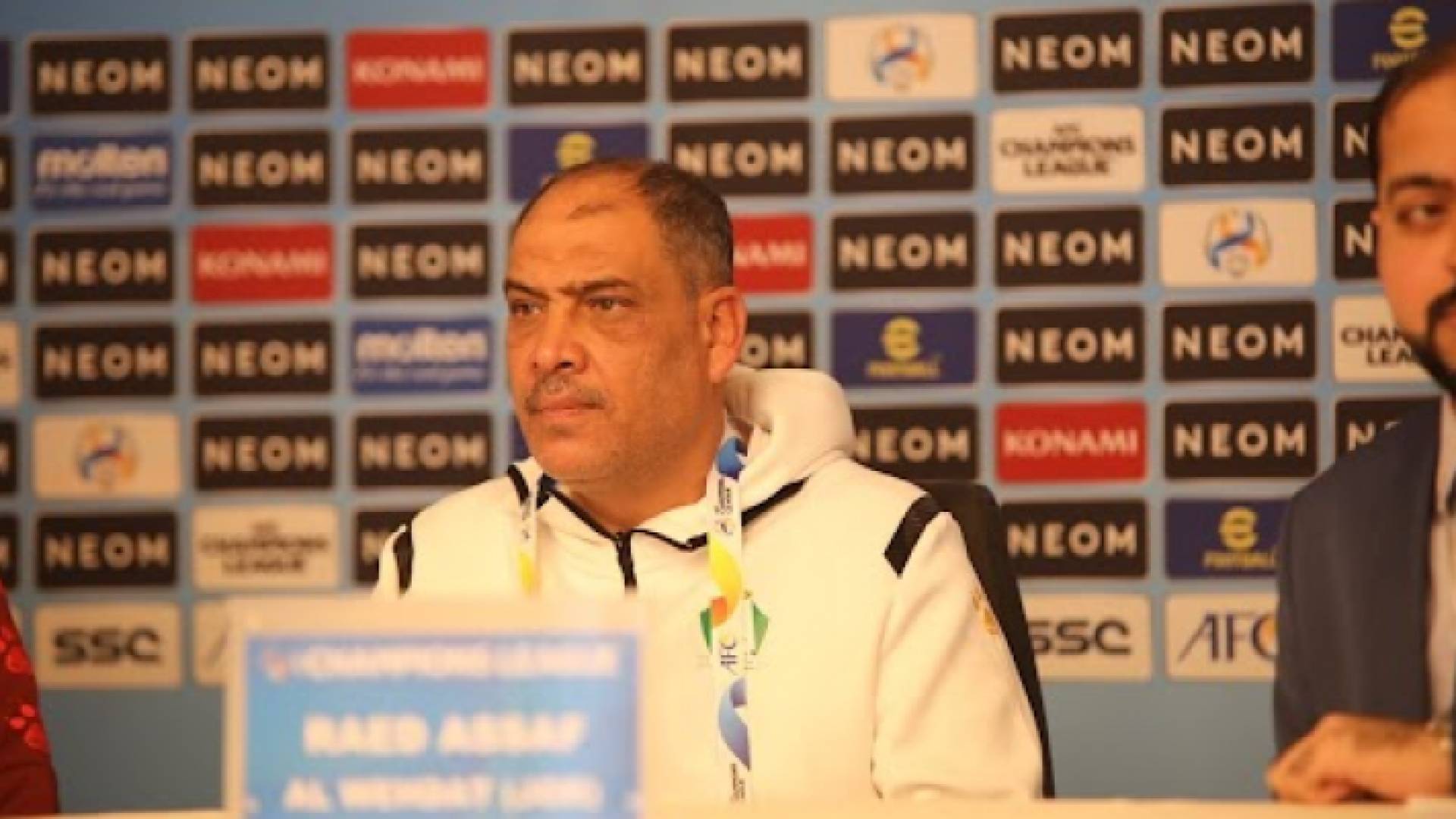 المدير الفني لفريق الوحدات رائد عساف