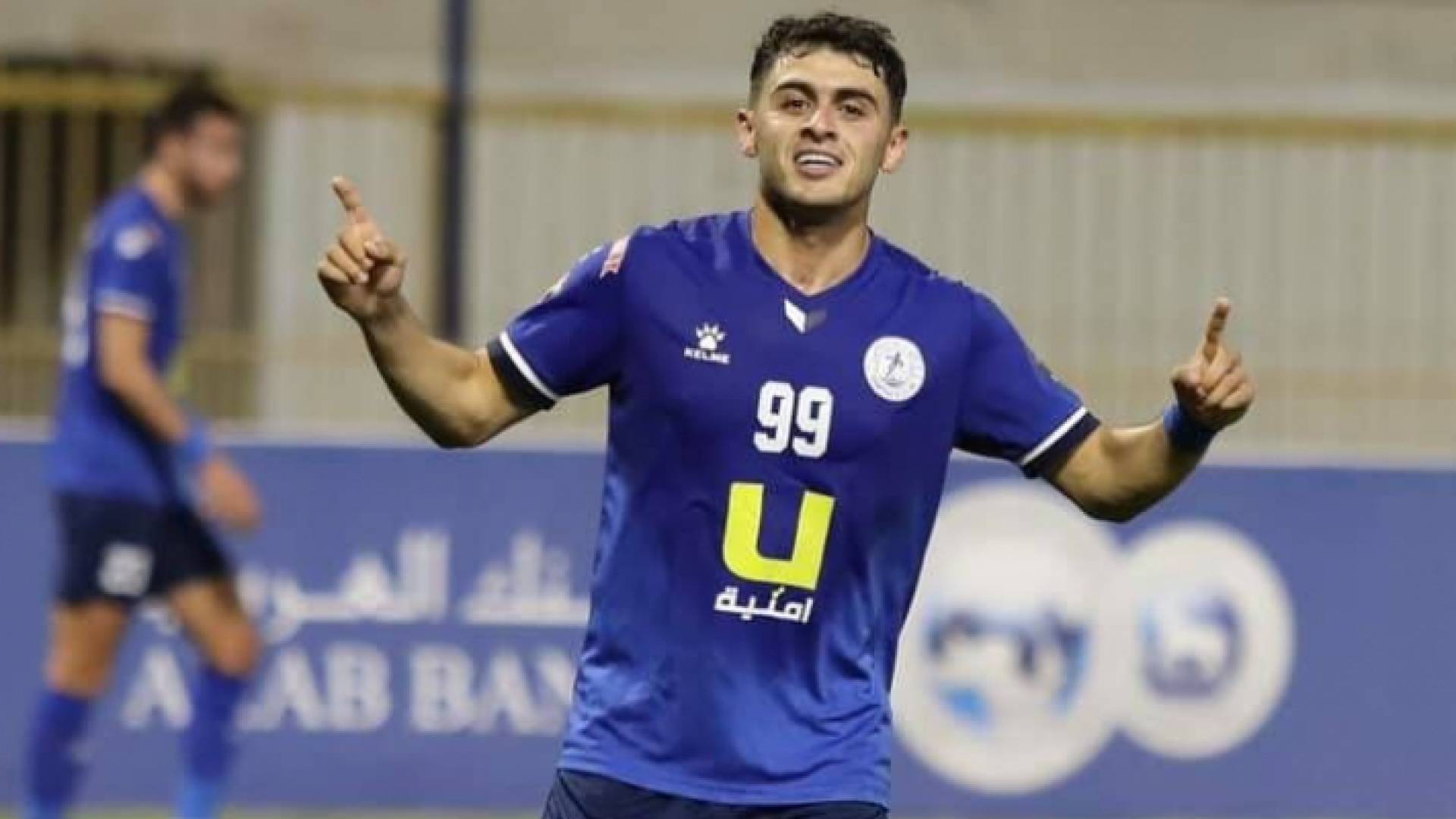اللاعب محمد أبو زريق (شرارة)