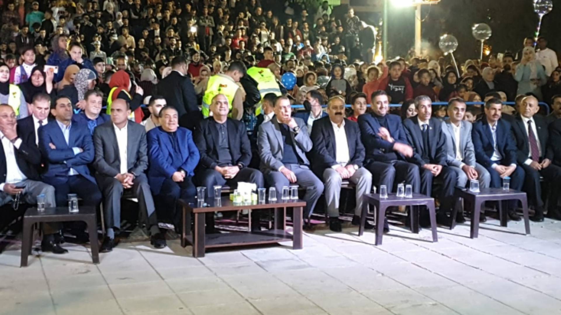 رئيس الوزراء يشارك بامسيات رمضان في مدينة اربد