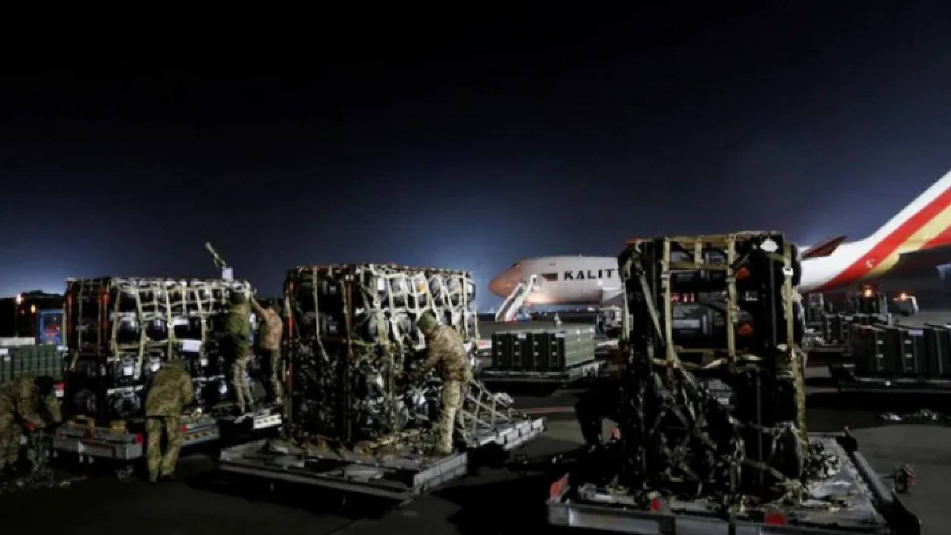 شحنات أسلحة أمريكية وصلت إلى أوكرانيا في وقت سابق