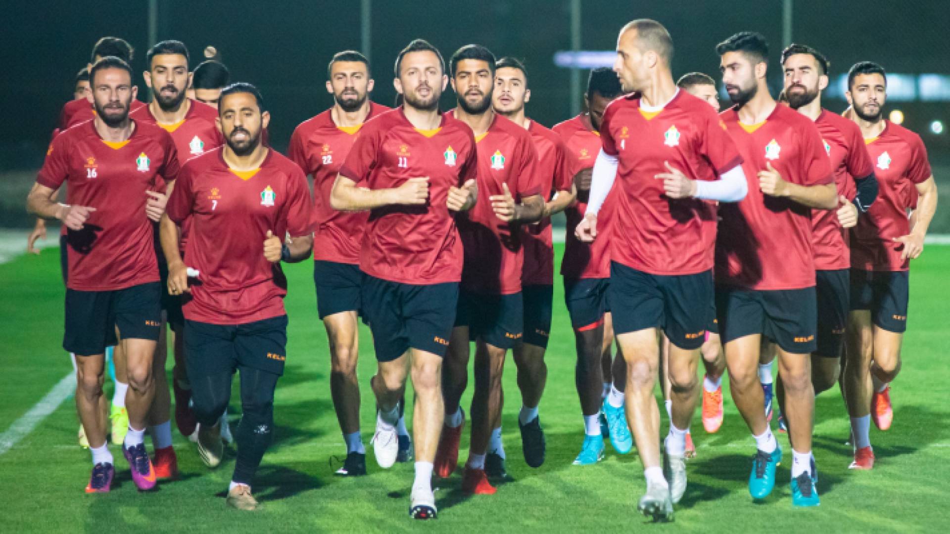 لاعبو نادي الوحدات