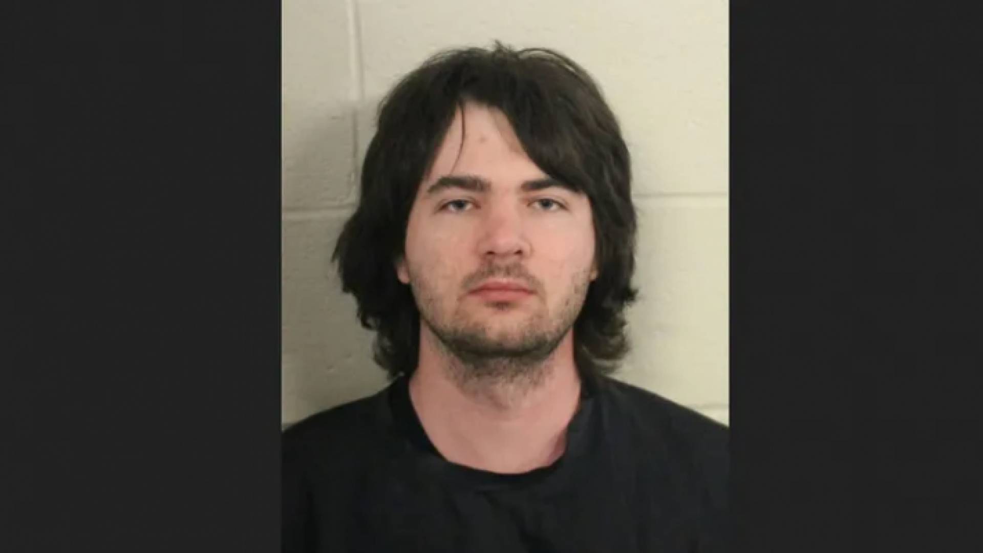 الحفيد وضع جثة جدته في الثلاجة لثلاثة أشهر