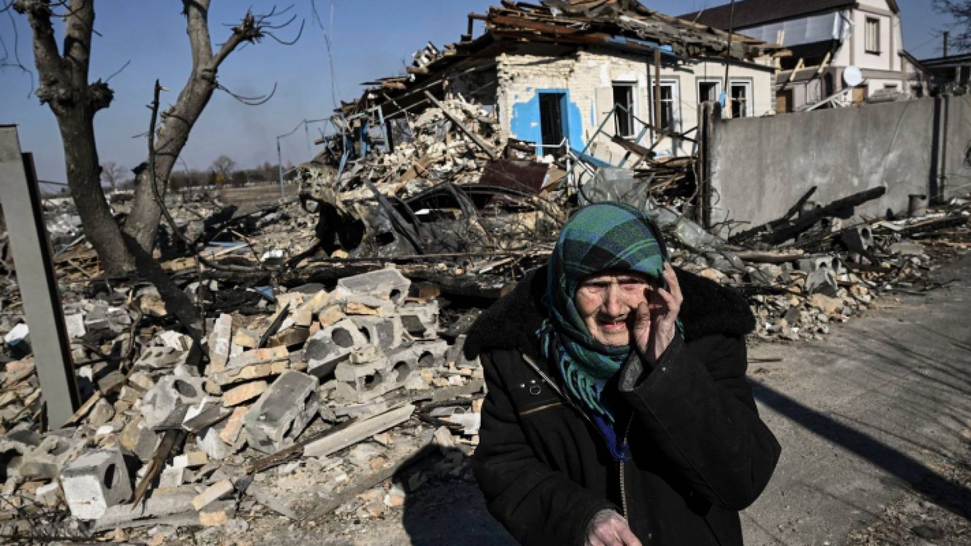 دمار خلفه القصف الروسي في إحدى المدن الأوكرانية