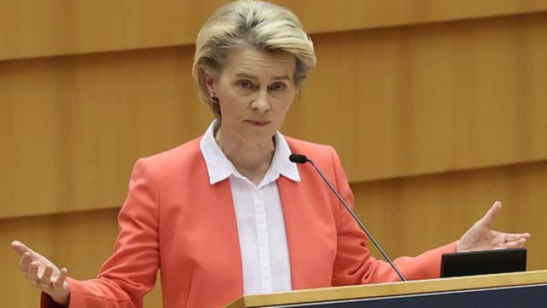 أورسولا فون دير لاين