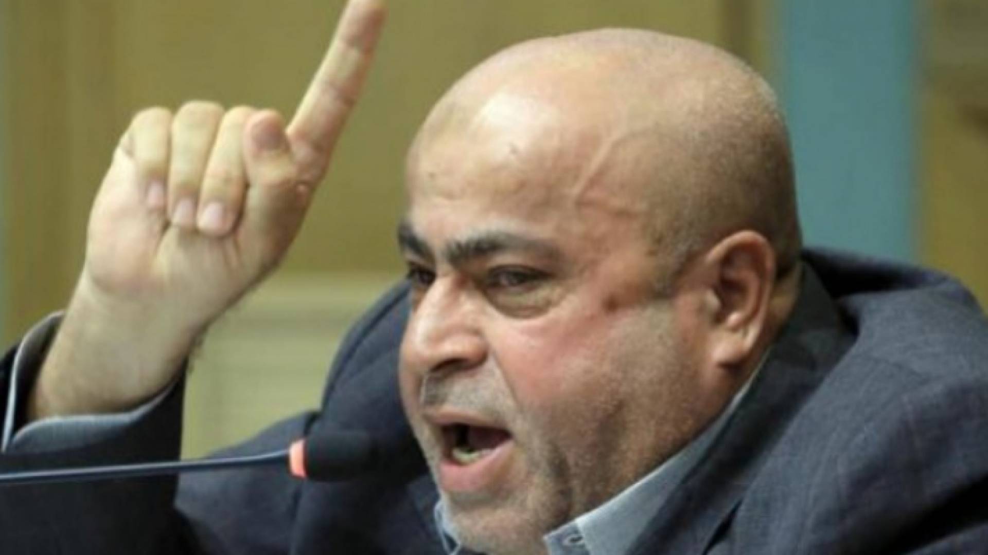 النائب خليل عطية