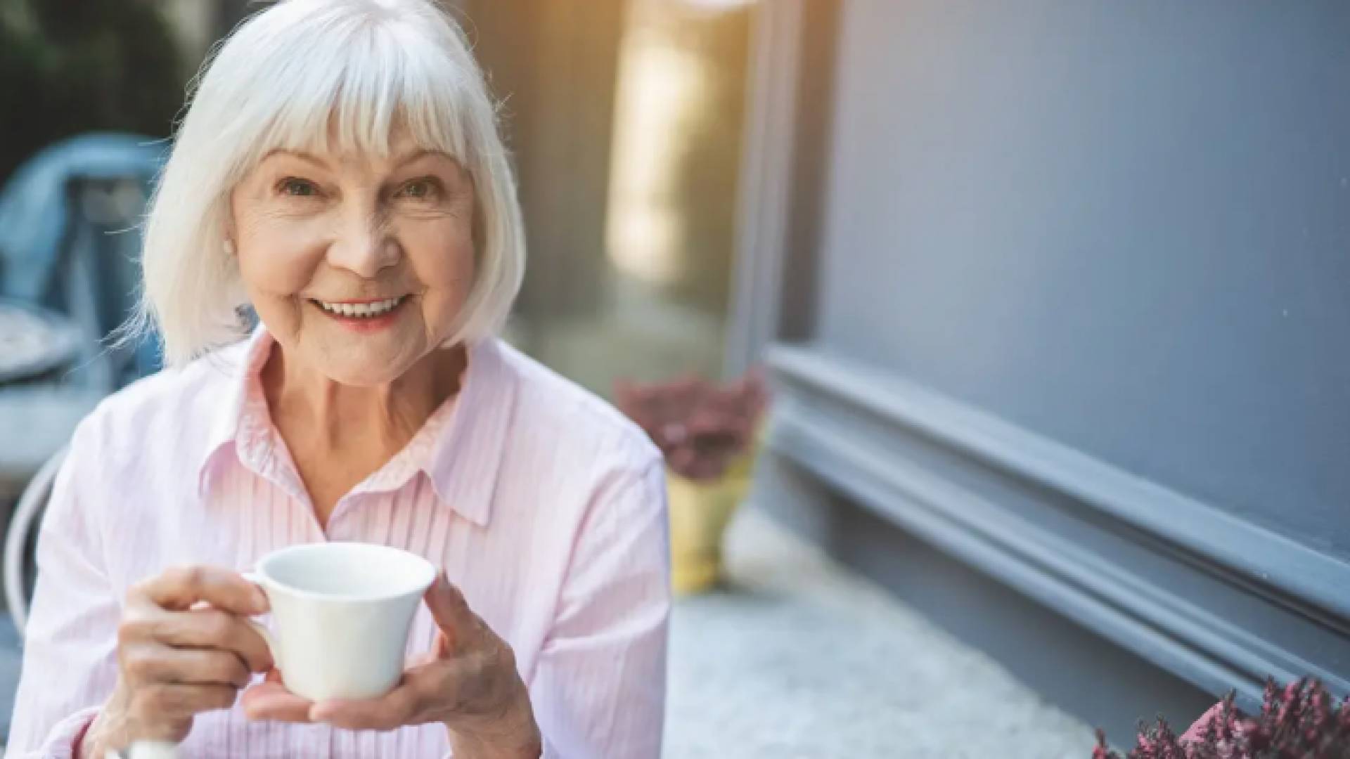 مسنّة - تعبيرية