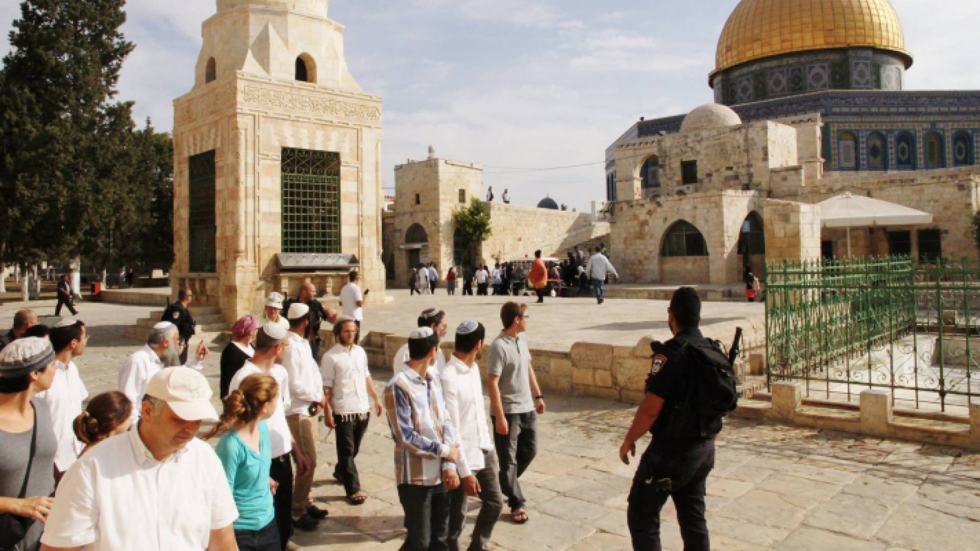 مستوطنون في المسجد الأقصى