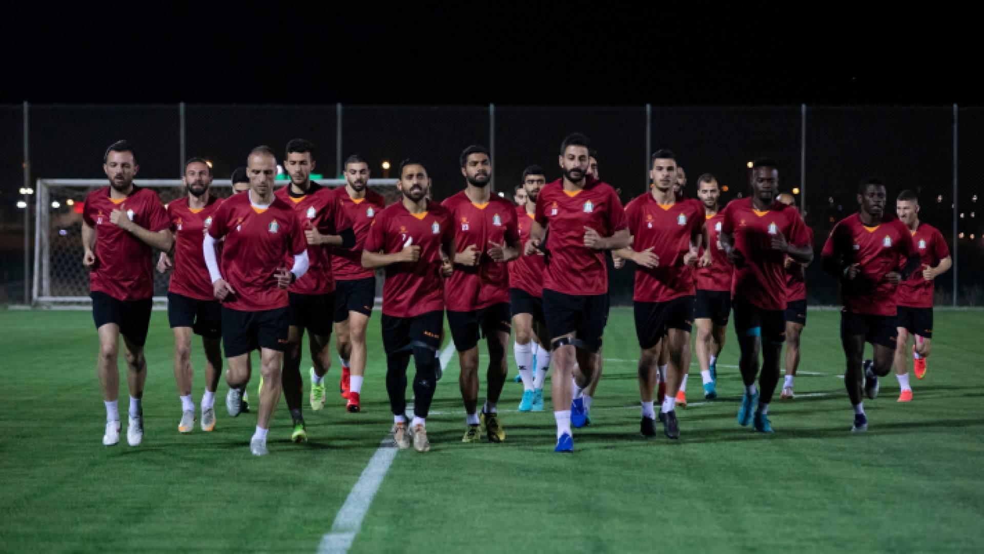 من تدريبات نادي الوحدات في مدينة الدمام السعودية