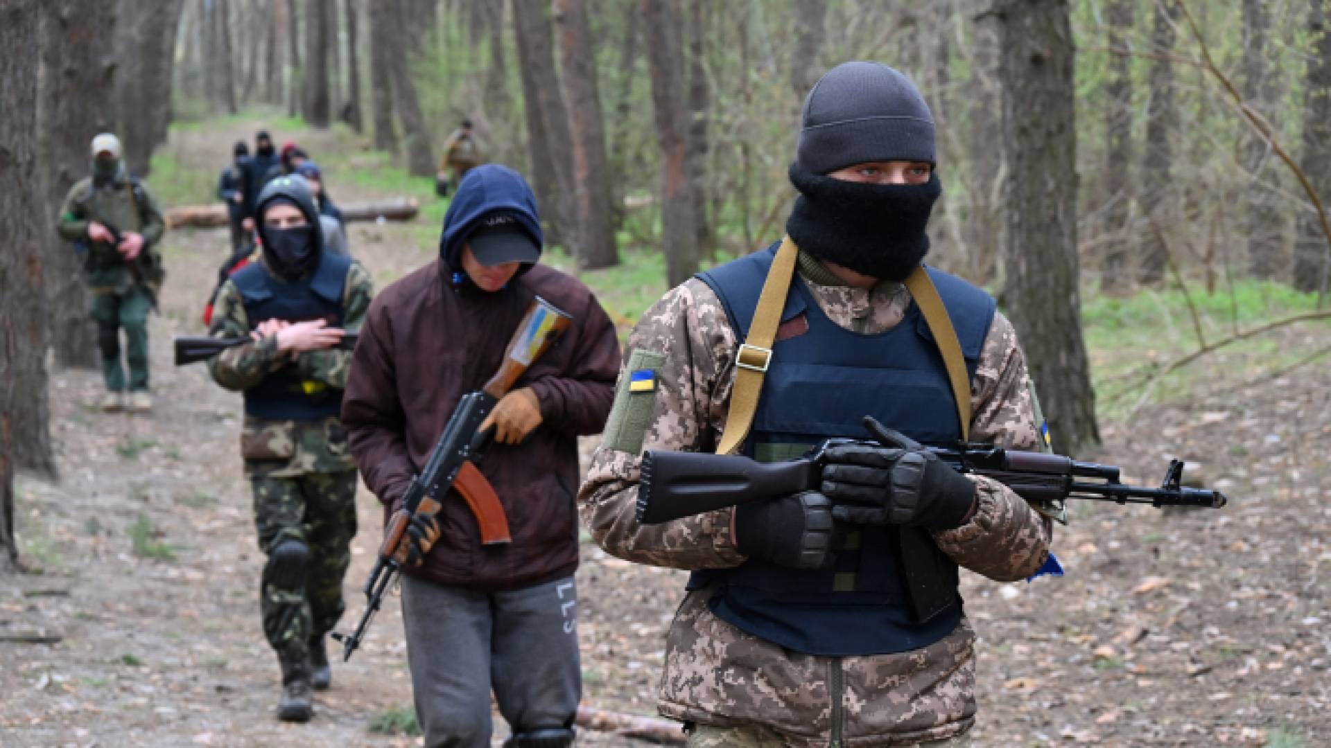 عناصر من القوات الأوكرانية