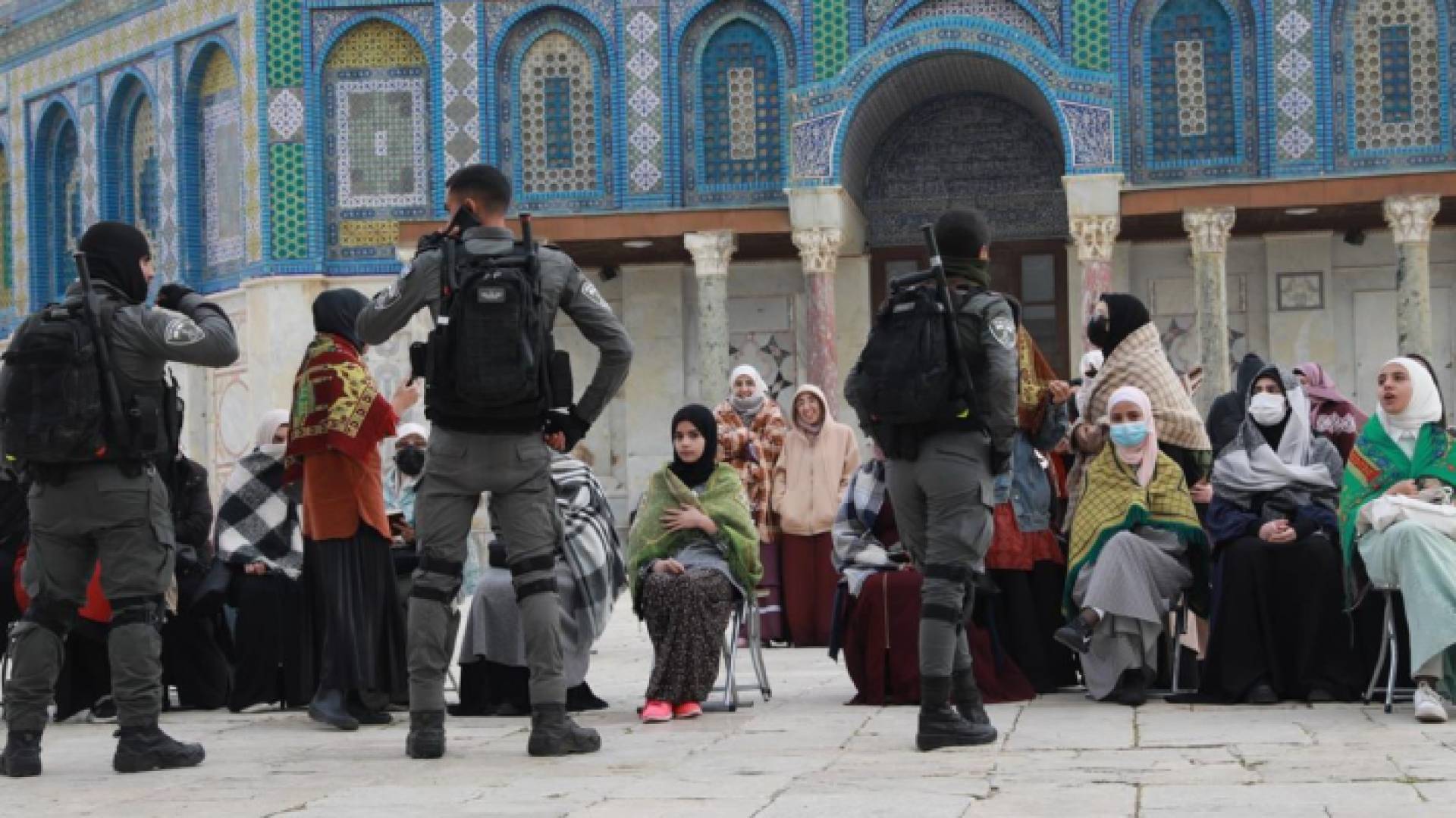 اليوم الرابع.. الاحتلال الإسرائيلي والمستوطنون يقتحمون المسجد الأقصى