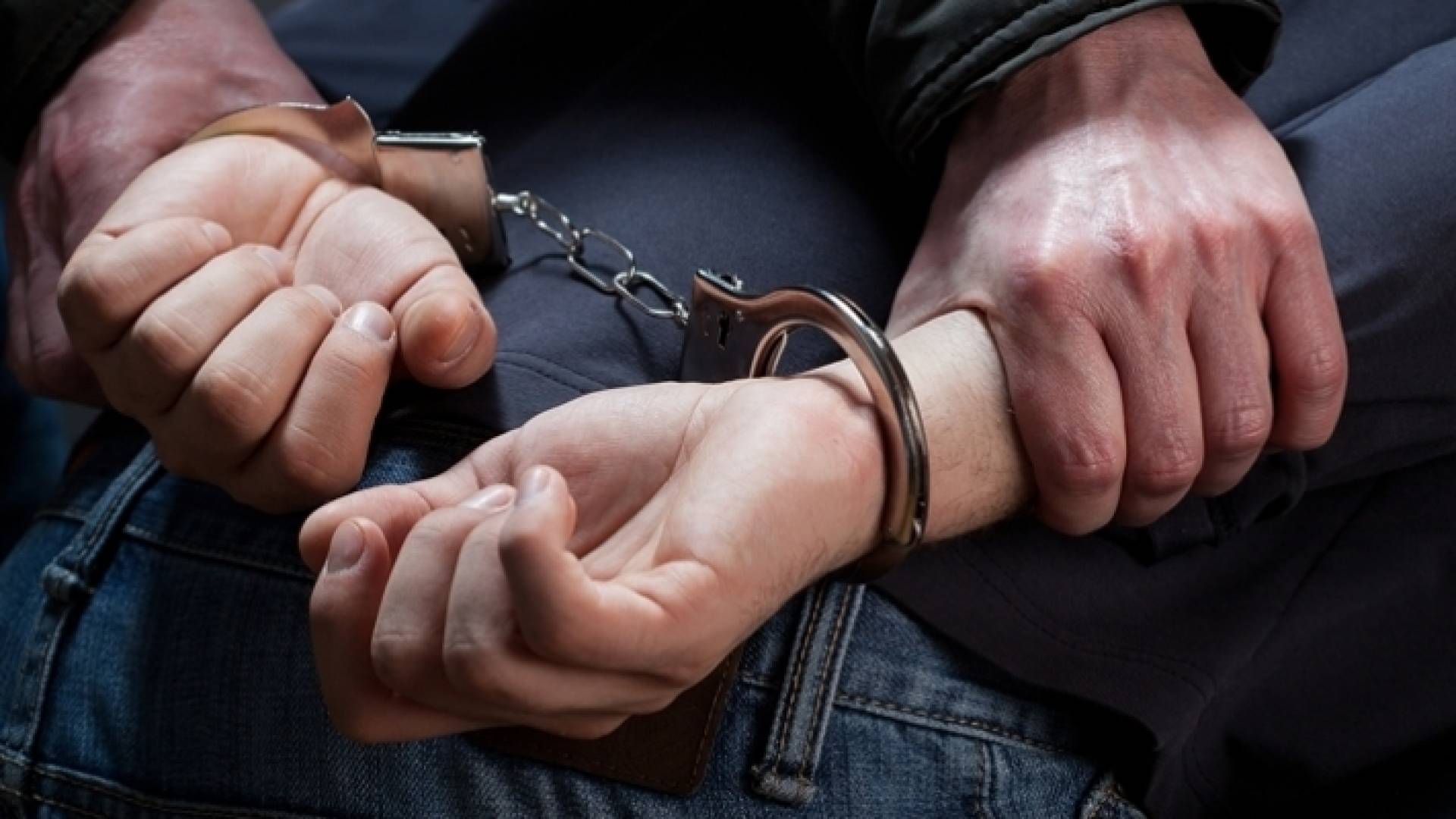 القبض على شخص - تعبيرية