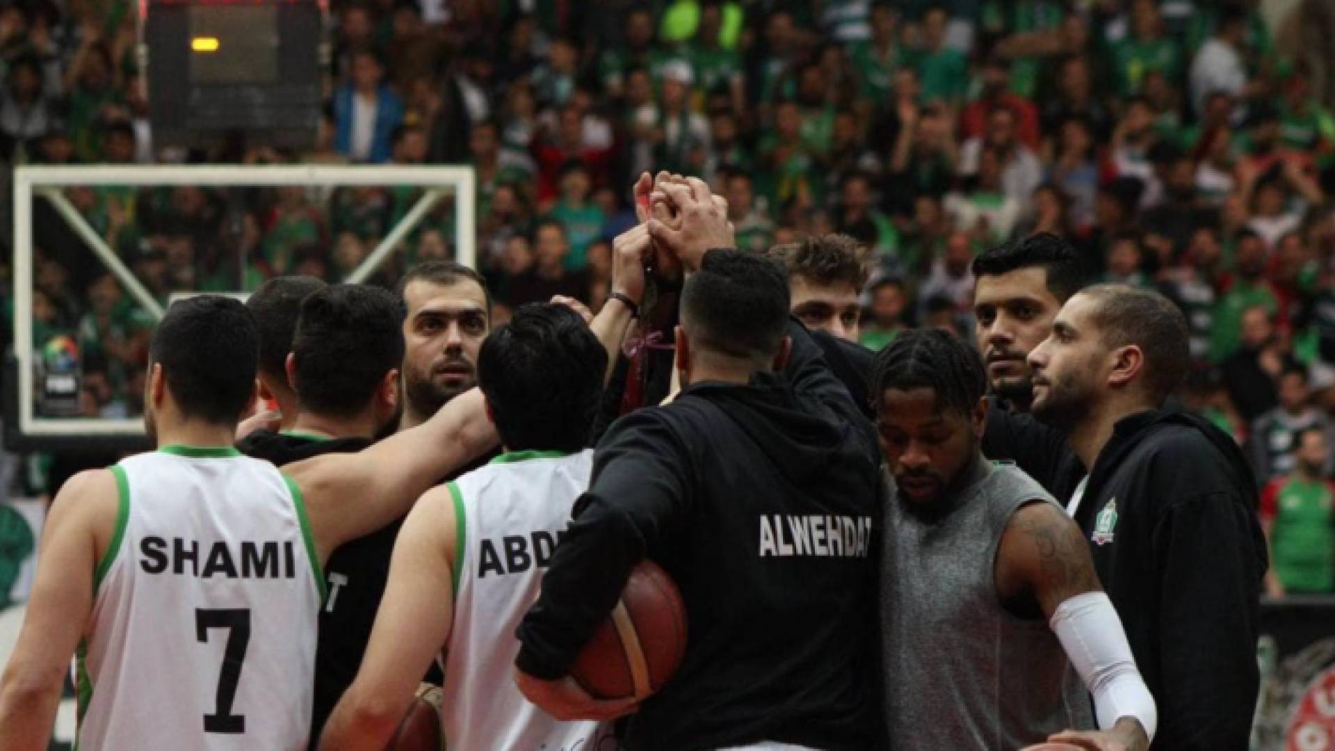 الوحدات بطلا لدوري كرة السلة