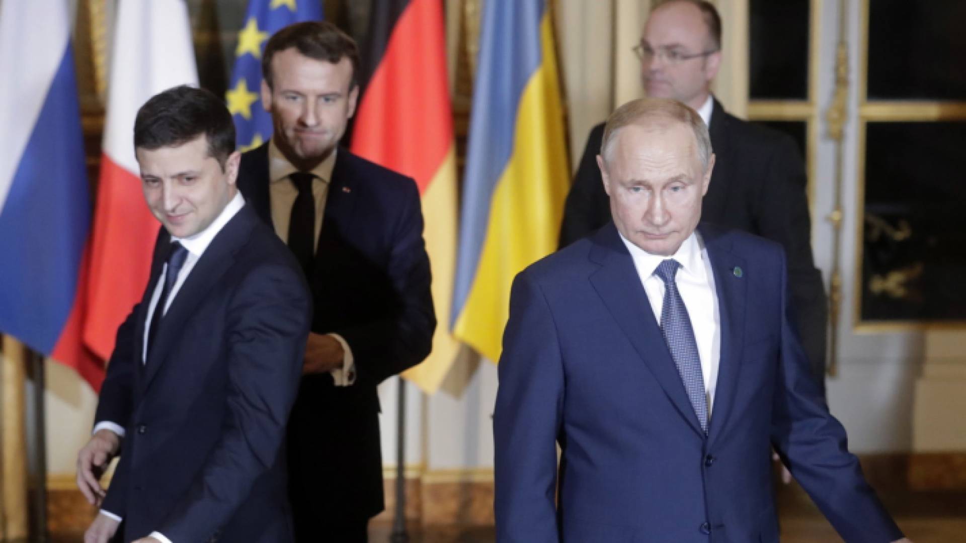 زيلينسكي يدعو إلى لقاء مع بوتين "لإنهاء الحرب"