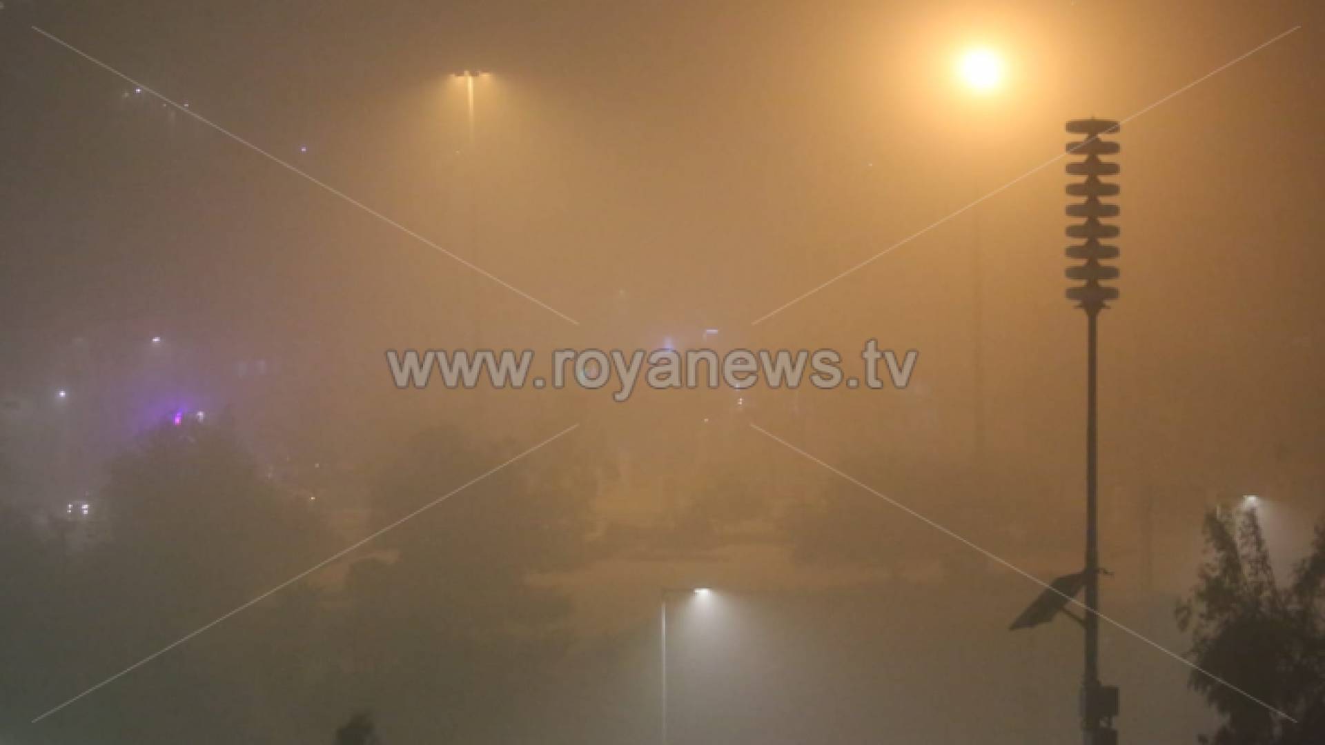 الصورة من الغبار