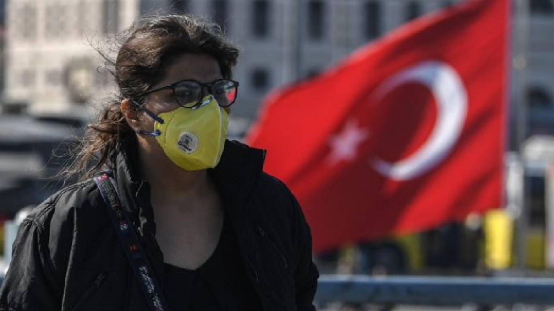 أردوغان يعلن إلغاء إلزامية ارتداء الكمامات