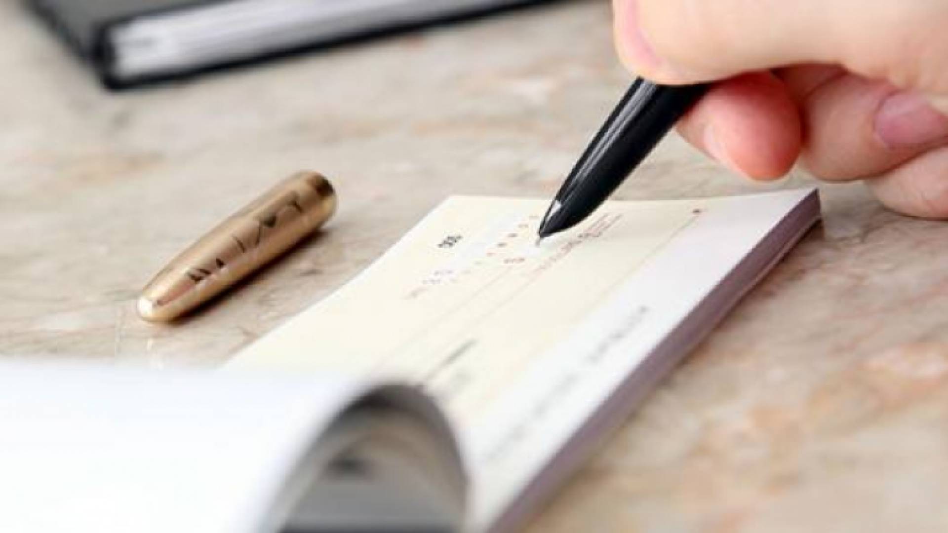 شيك - تعبيرية