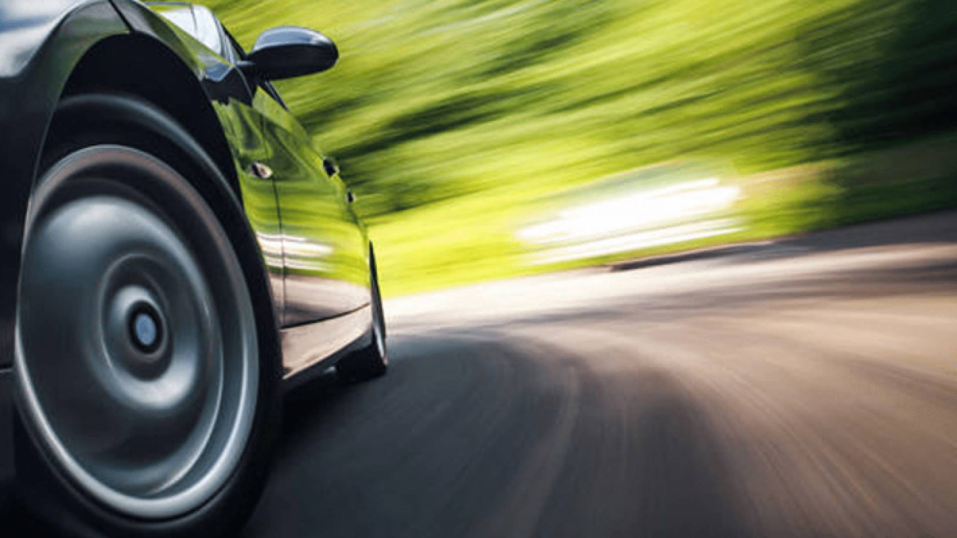 صورة توضيحية لمركبة تسير بسرعة عالية