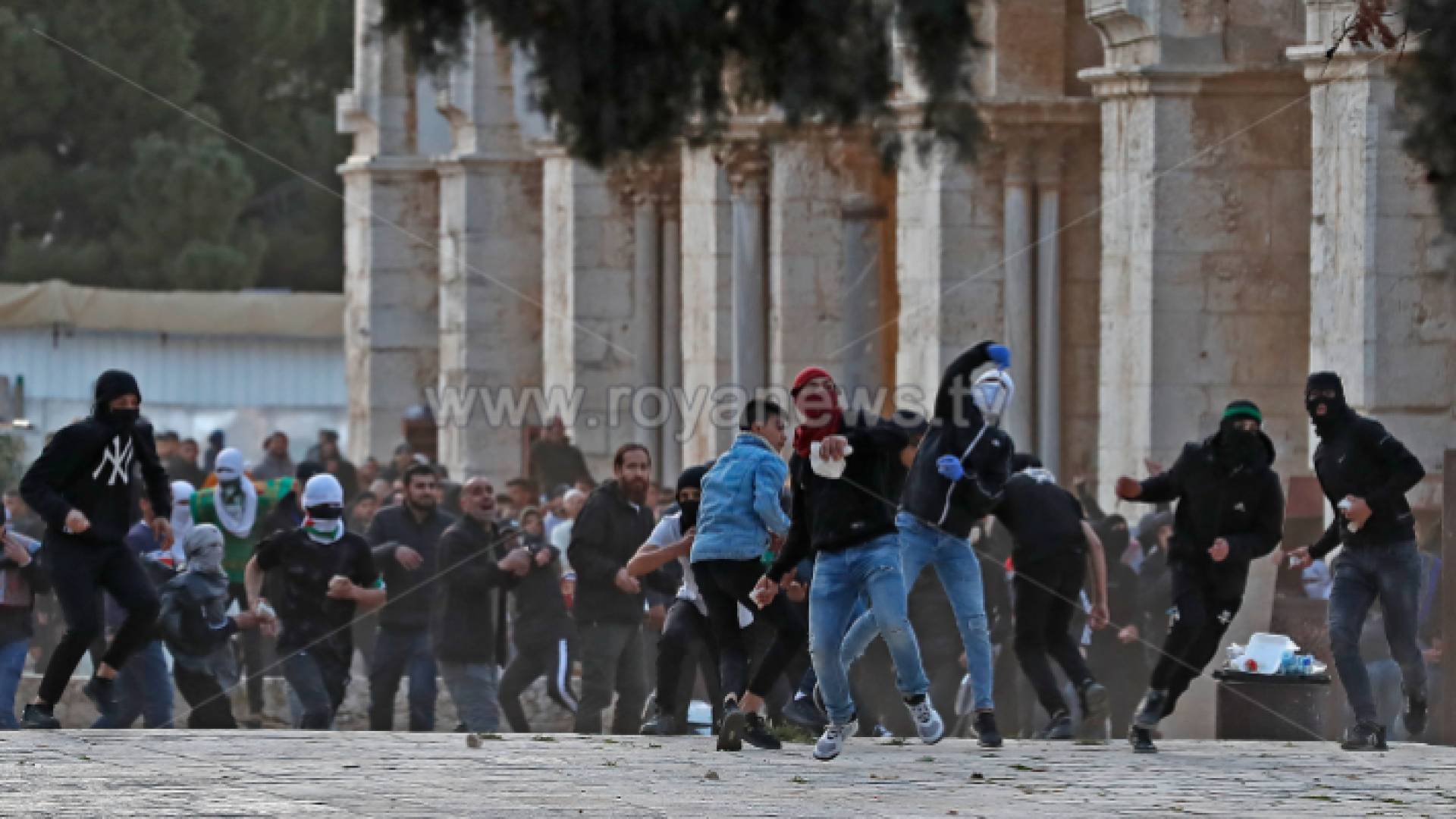 مواجهات بين الفلسطينيين وقوات الاحتلال - أرشيفية