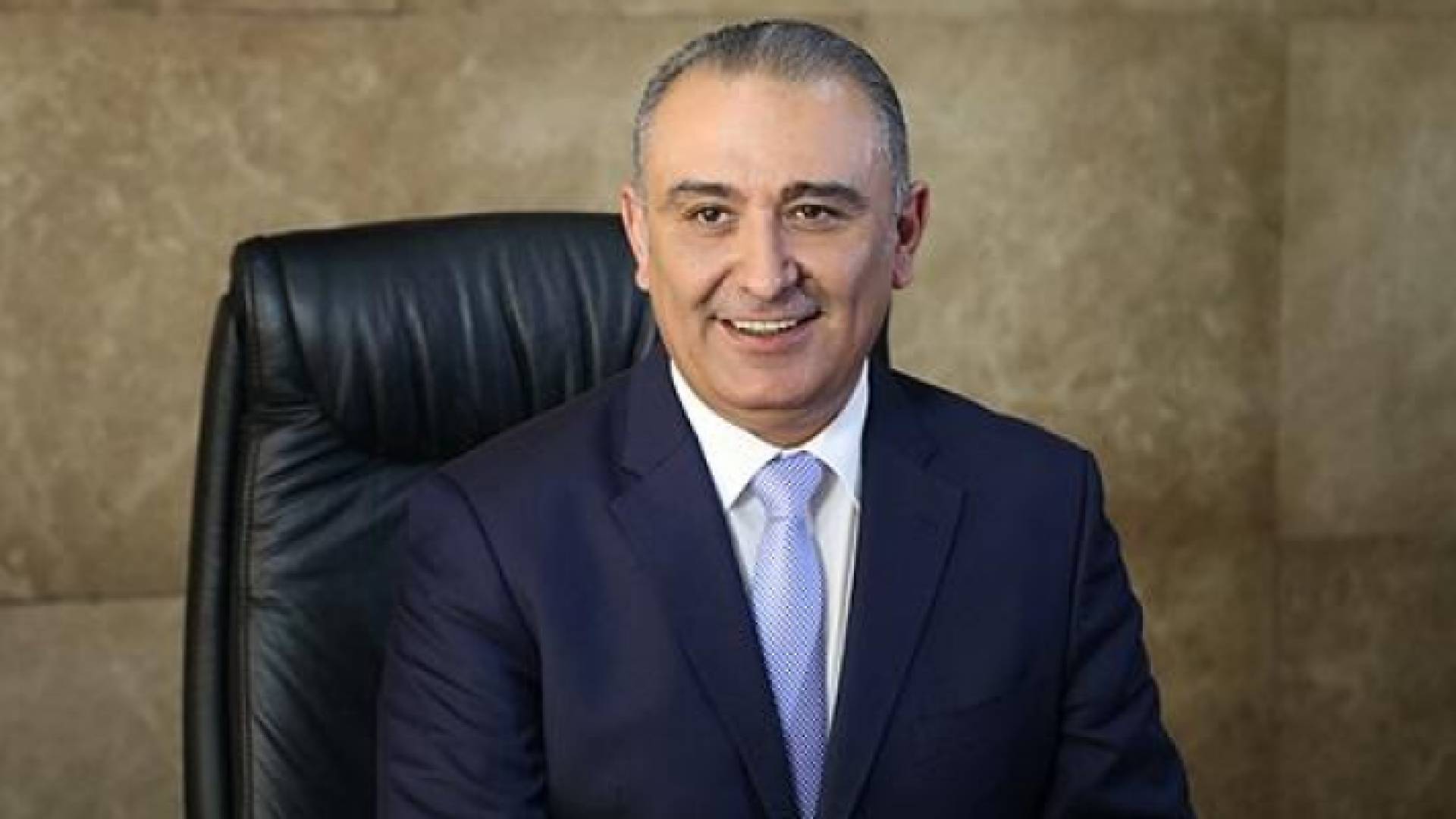 وزير التخطيط والتعاون الدولي ناصر الشريدة