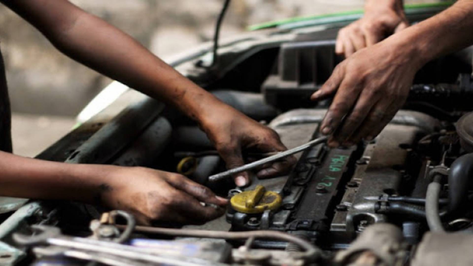 ميكانيكي - تعبيرية