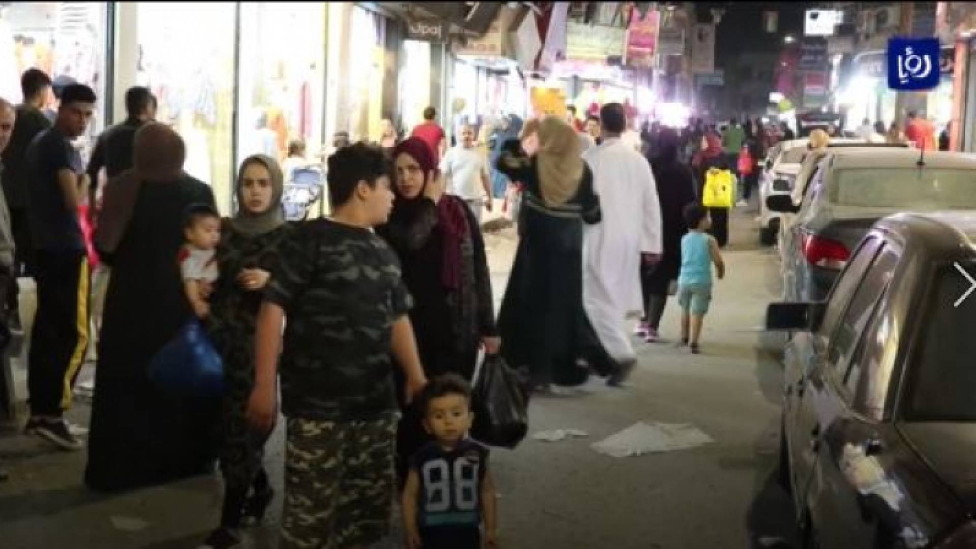 قبيل العيد.. حركة تجارية نشطة تشهدها أسواق الزرقاء