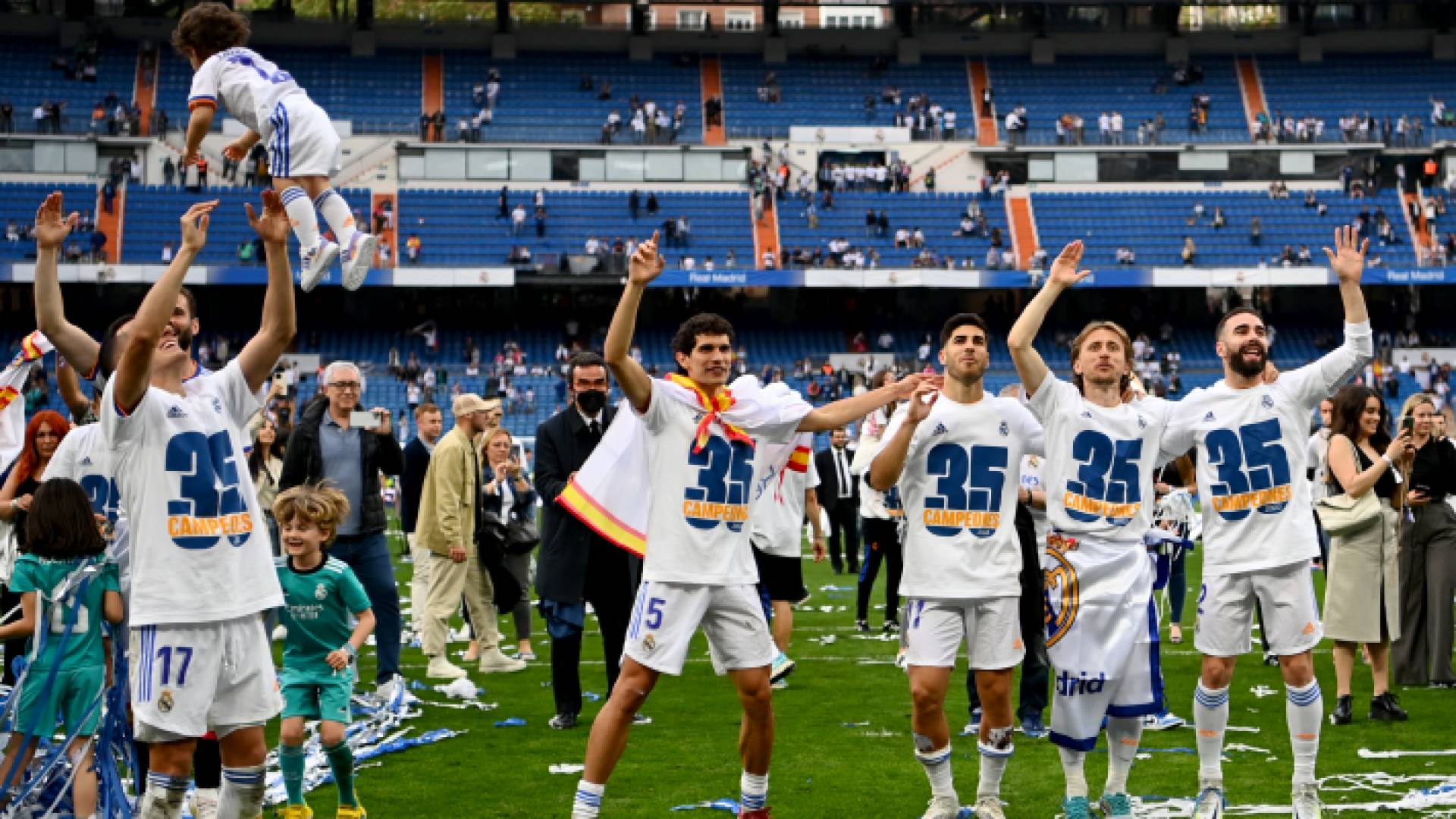 ريال مدريد توج بلقب الدوري الإسباني لكرة القدم للمرة الـ35 في تاريخه