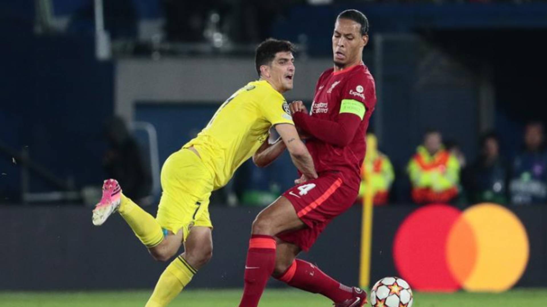 ليفربول يُغرق غواصات فياريال ويبلغ نهائي الأبطال