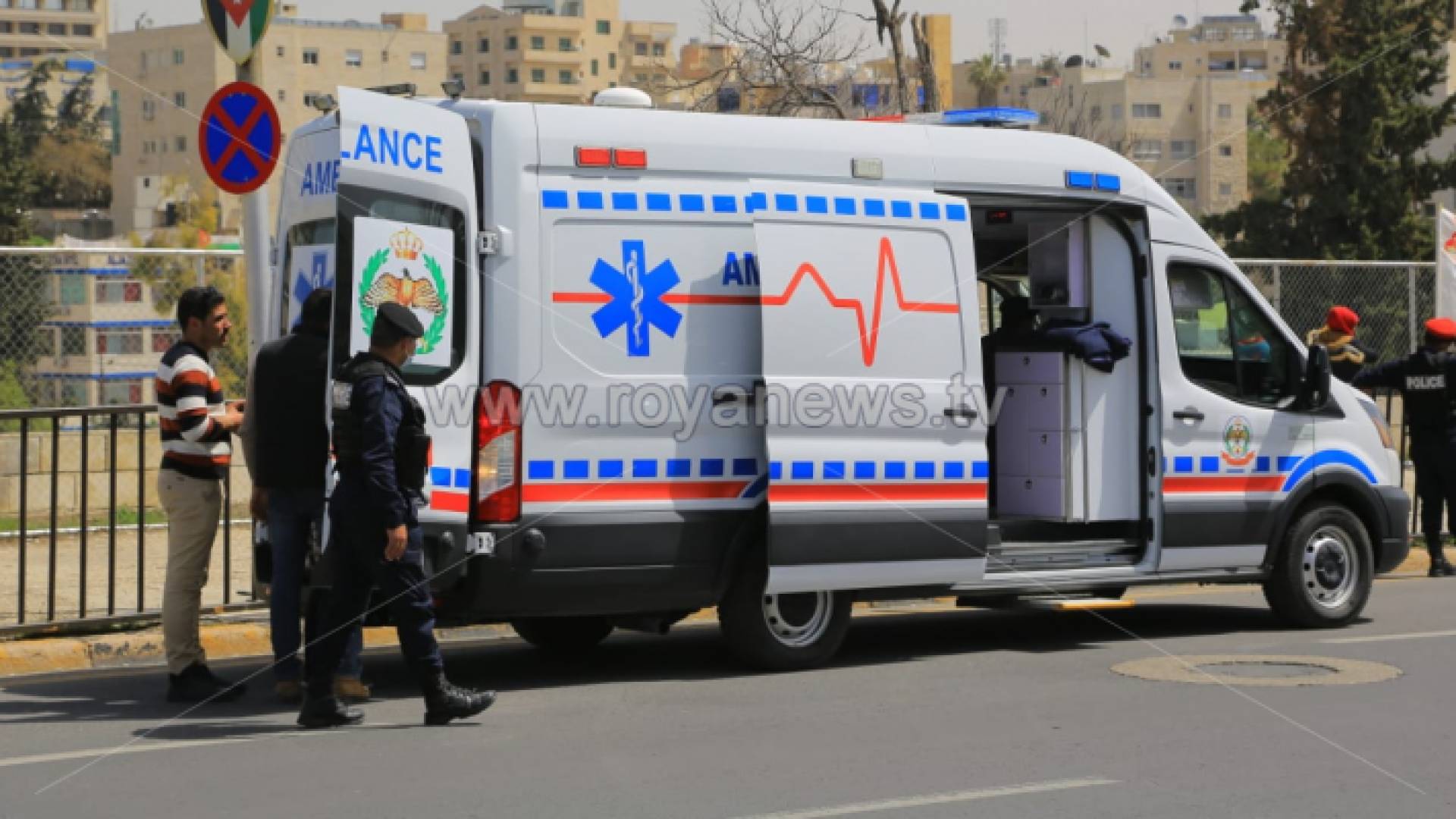 كوادر الدفاع المدني