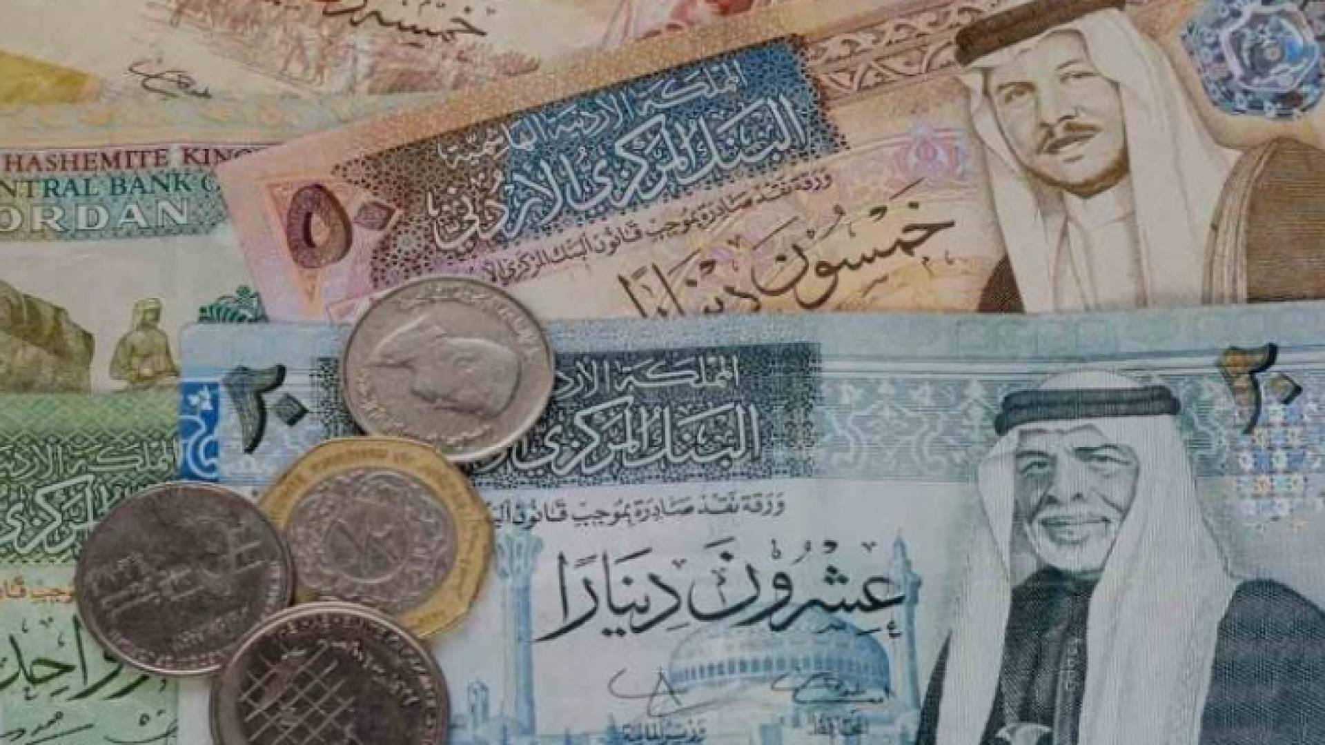 دنانير أردنية