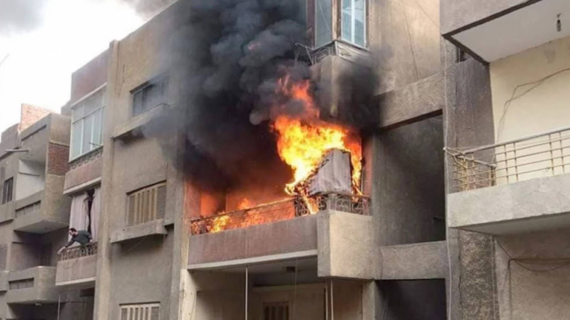 حريق في إحدى الشقق - تعبيرية