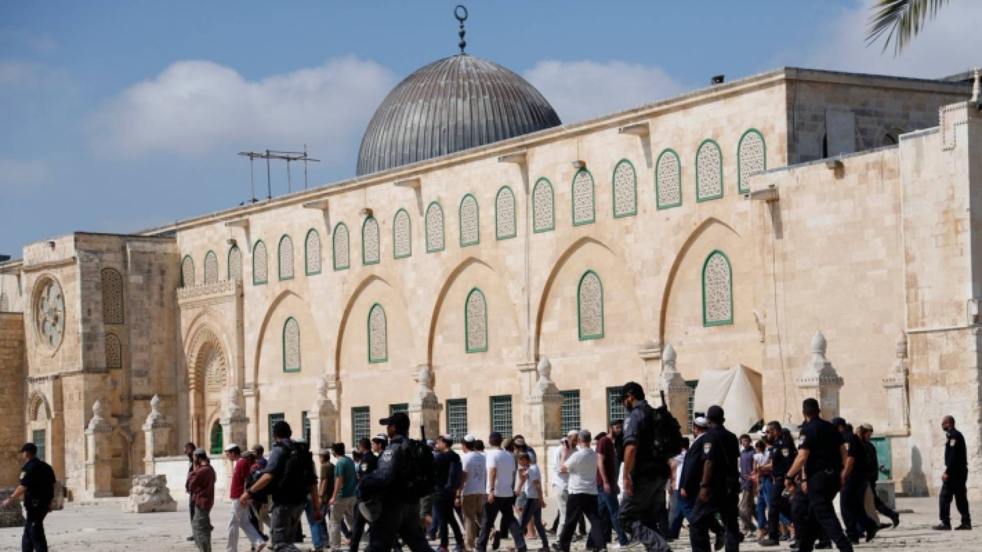 مستوطنون يقتحمون الأقصى ويؤدون طقوسا تلمودية - ارشيفية