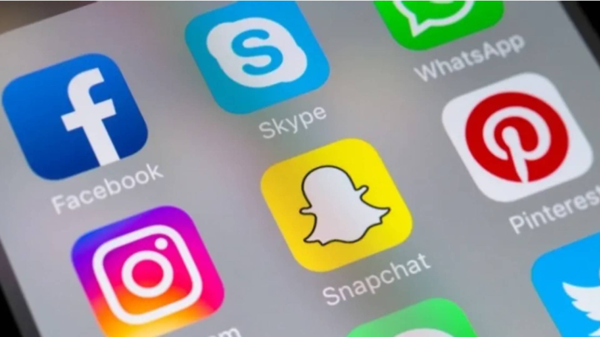 مواقع التواصل الاجتماعي