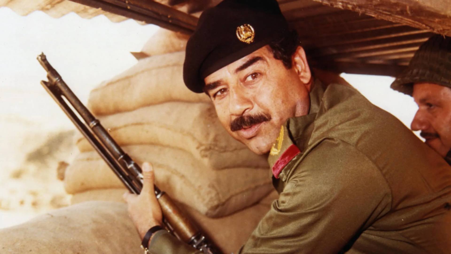 الرئيس العراقي الراحل صدام حسين