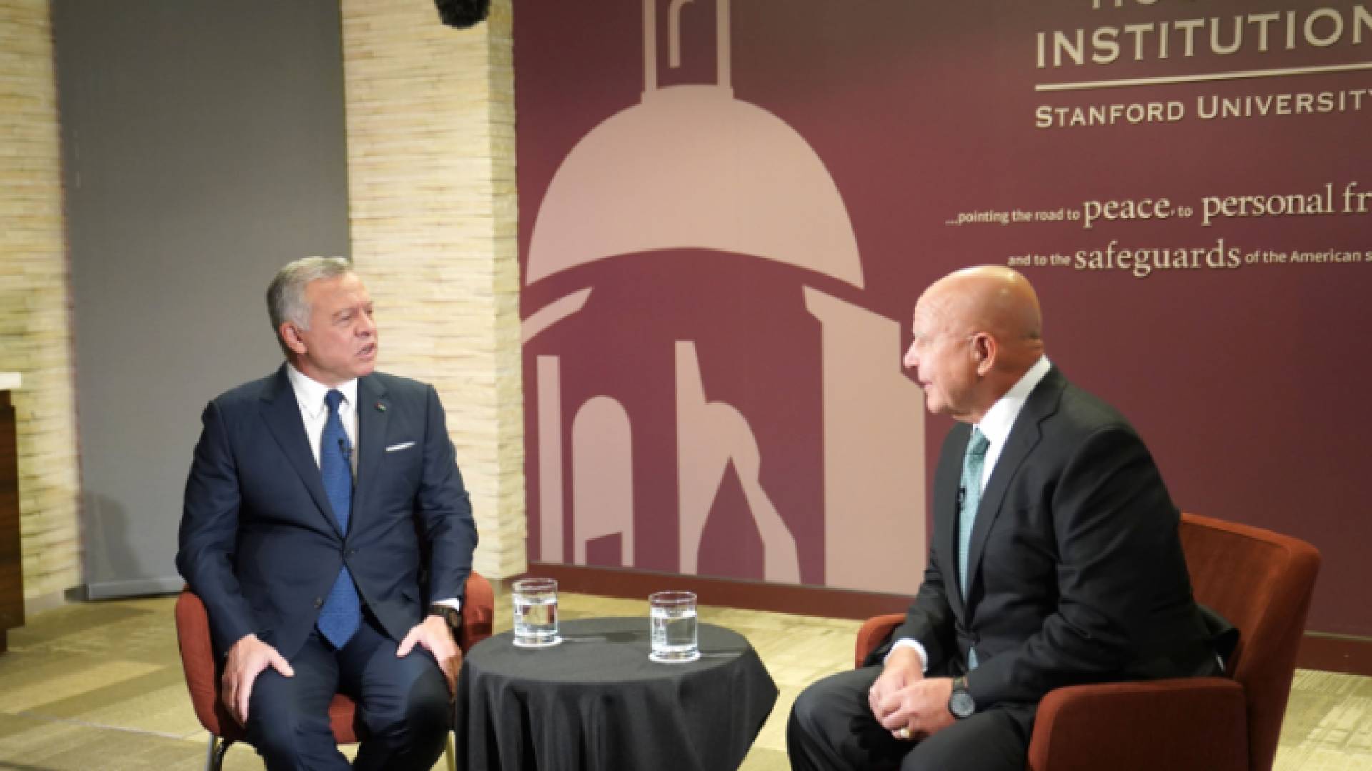 الملك للأمريكين: تجاهل الشرق الأوسط سيعود عليكم بمخاطر أكبر