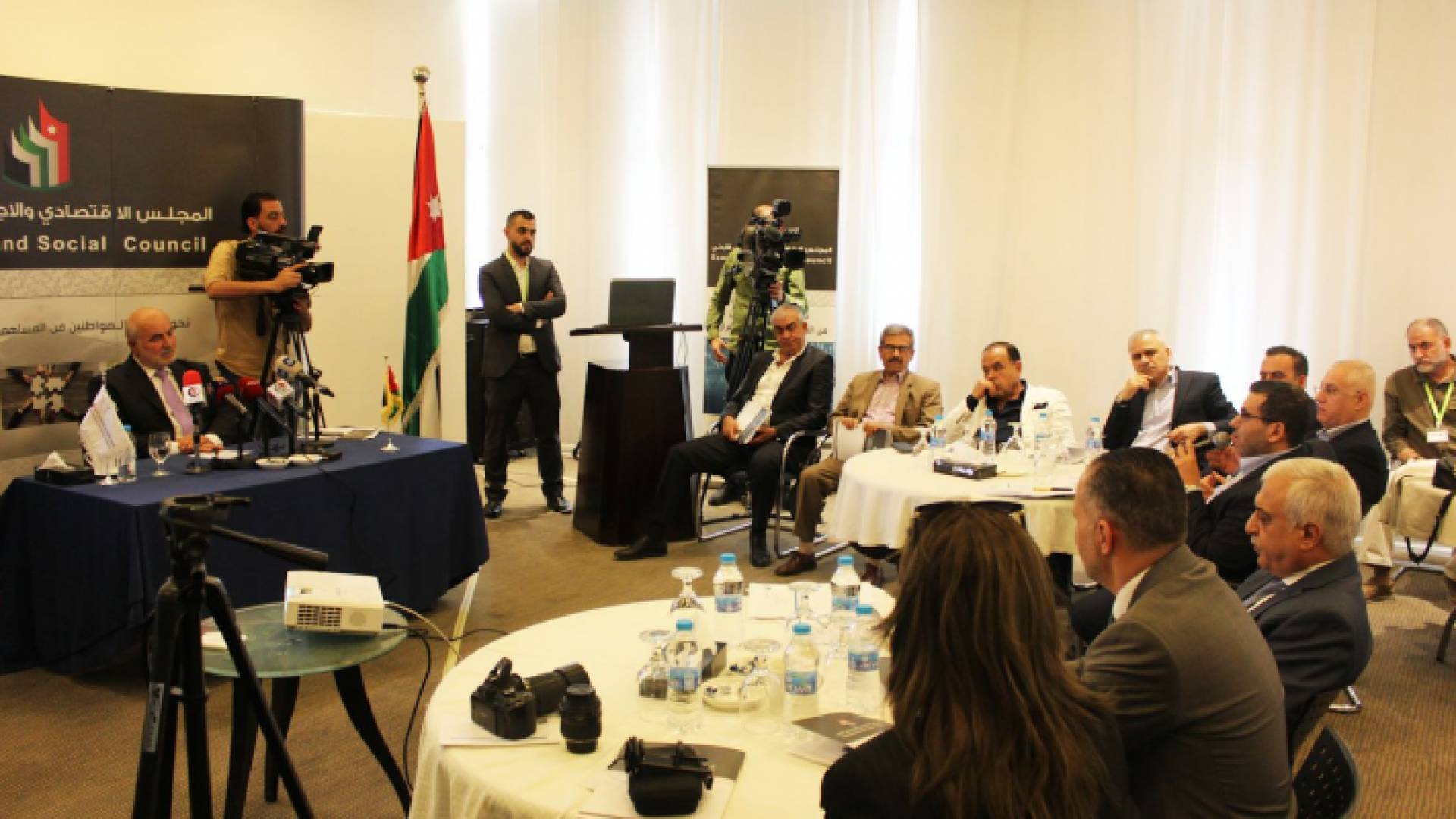 المجلس الاقتصادي والاجتماعي يطلق تقرير حالة البلاد